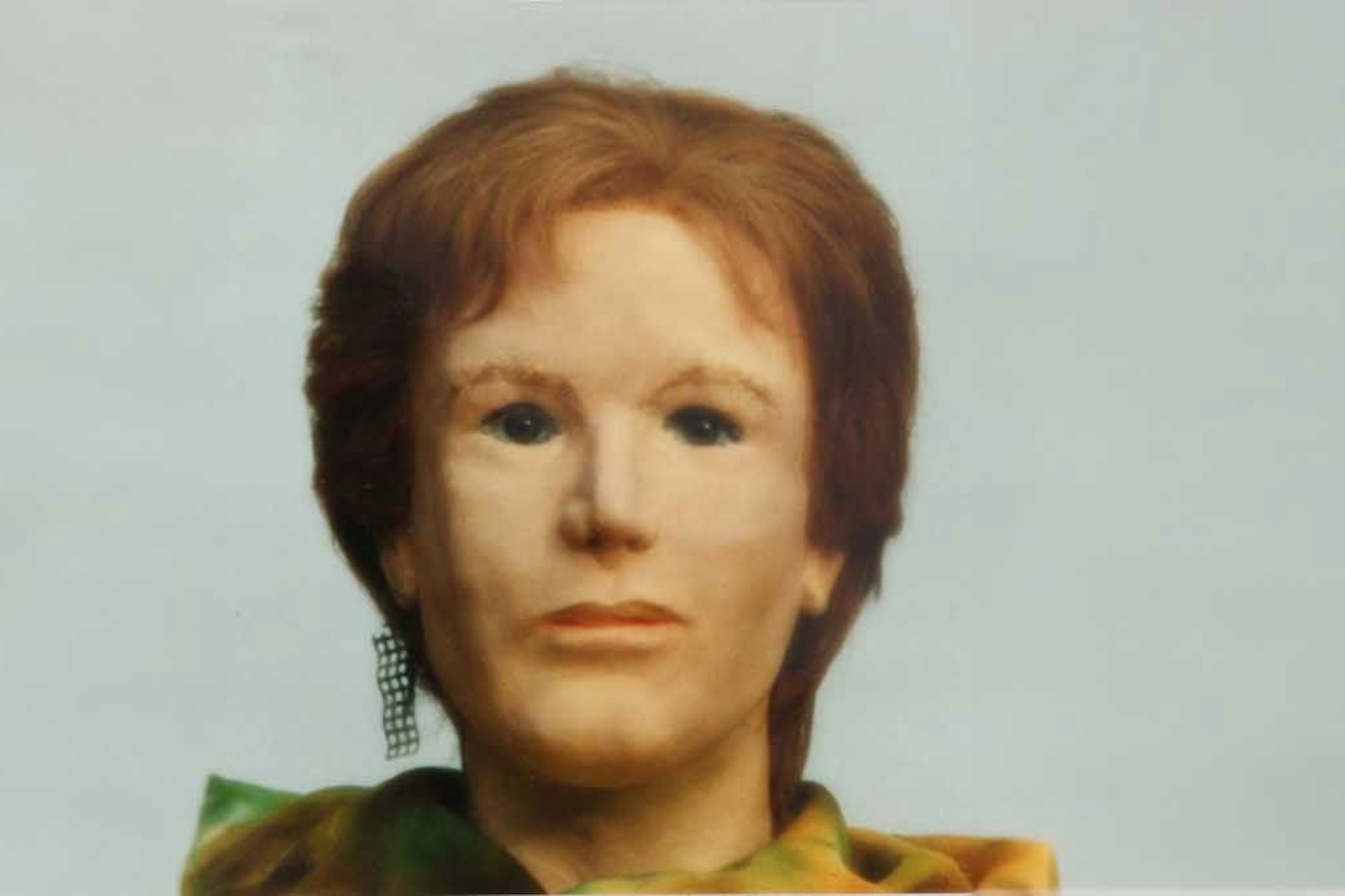 Rekonstruktion des Gesichts: Im November 1988 stießen Waldarbeiter im Spandauer Stadtforst auf eine teilskelettierte Frauenleiche. So sähe ihr Gesicht womöglich aus.