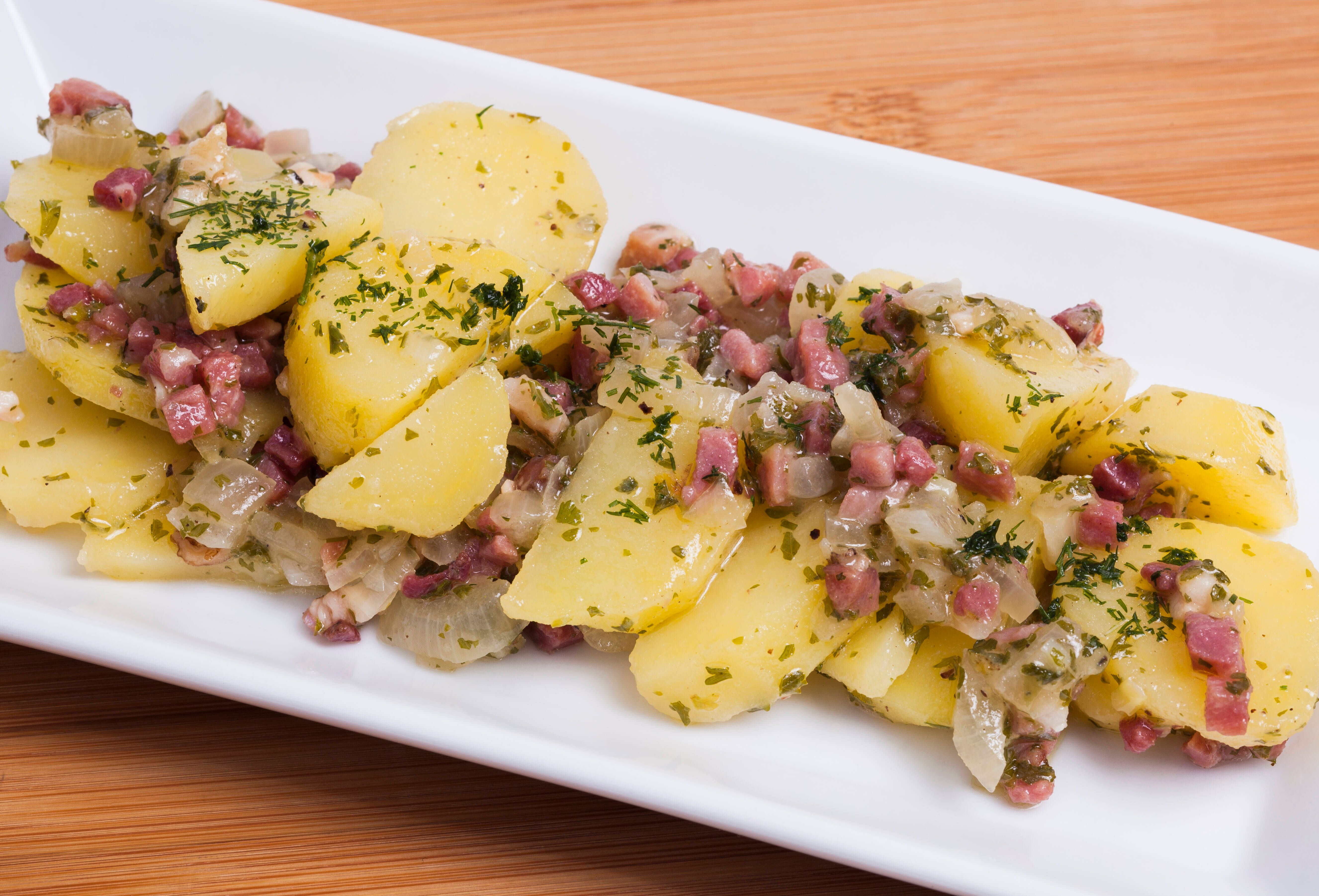 Kennen Sie Specksalat? Das beste Rezept für Kartoffelsalat aus der DDR