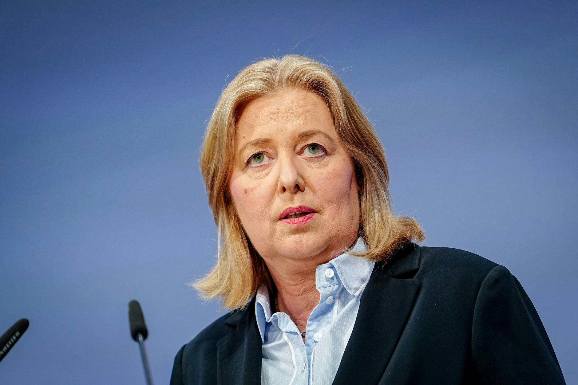 Bärbel Bas (SPD), Bundesministerin für Arbeit und Soziales, verspricht ein stabiles Rentenniveau.