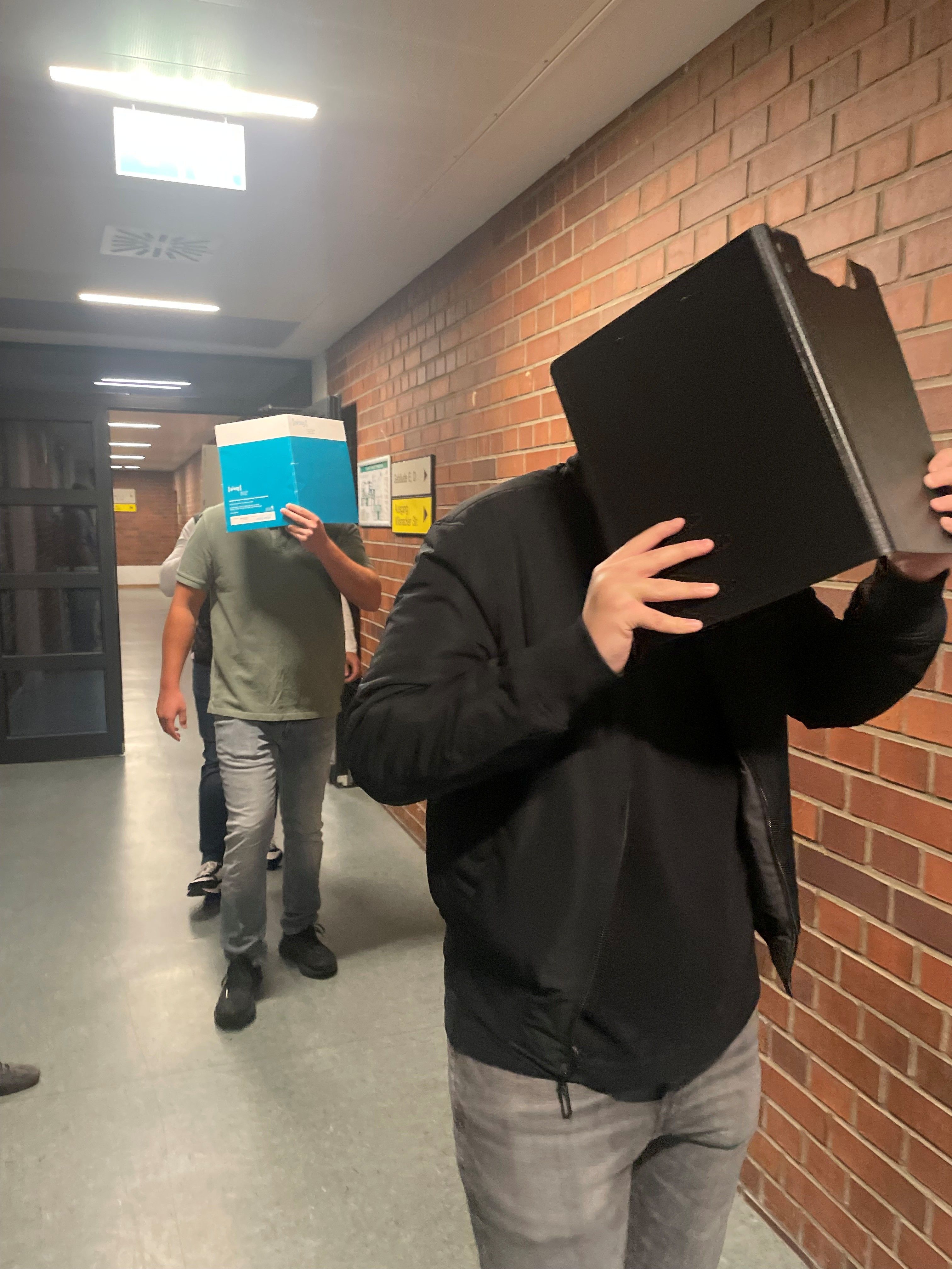 Image - Entführt, bedroht, verletzt – Gauner-Trio wollte 65.000 Euro erpressen