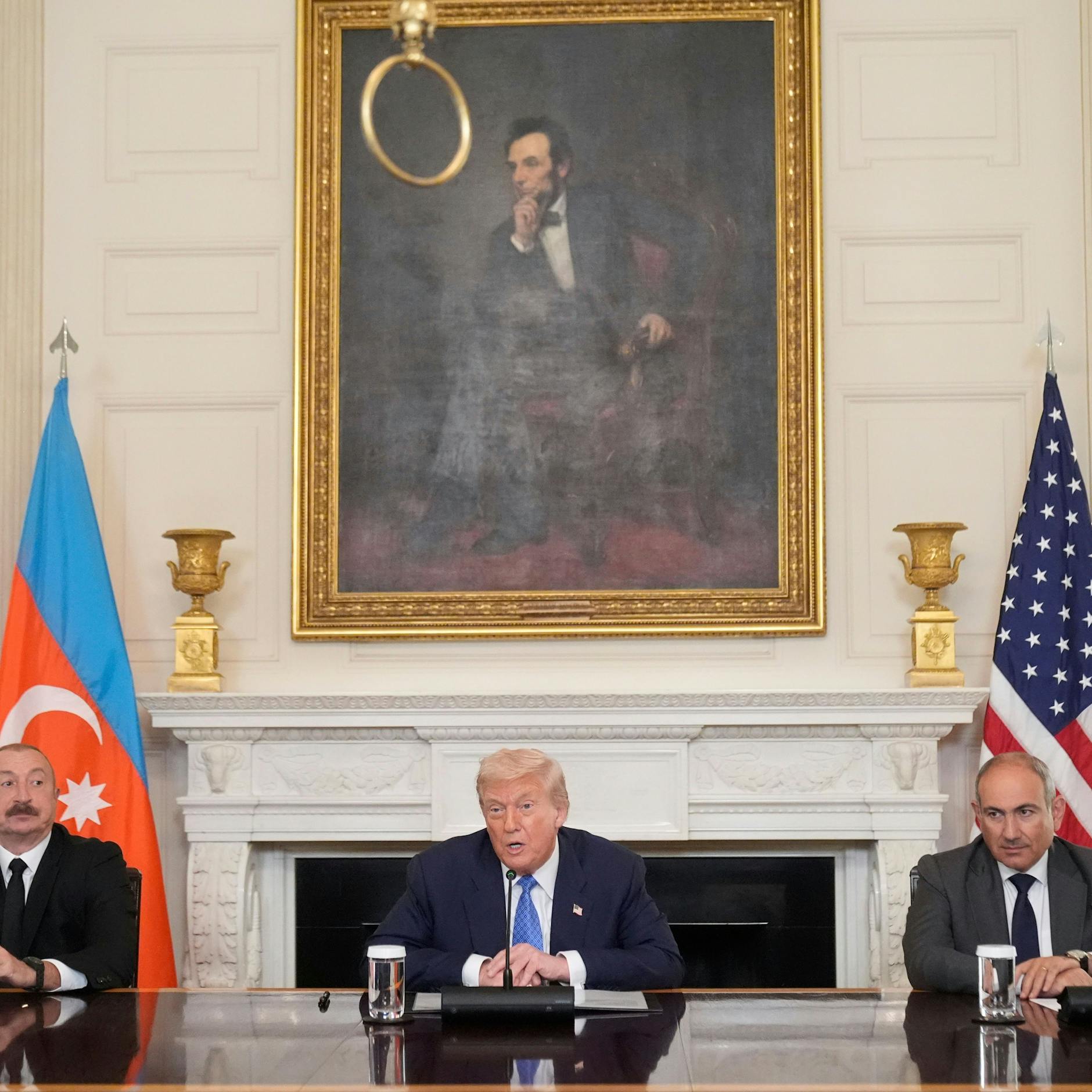Image - Armenien und Aserbaidschan einigen sich laut US-Präsident auf dauerhaften Frieden