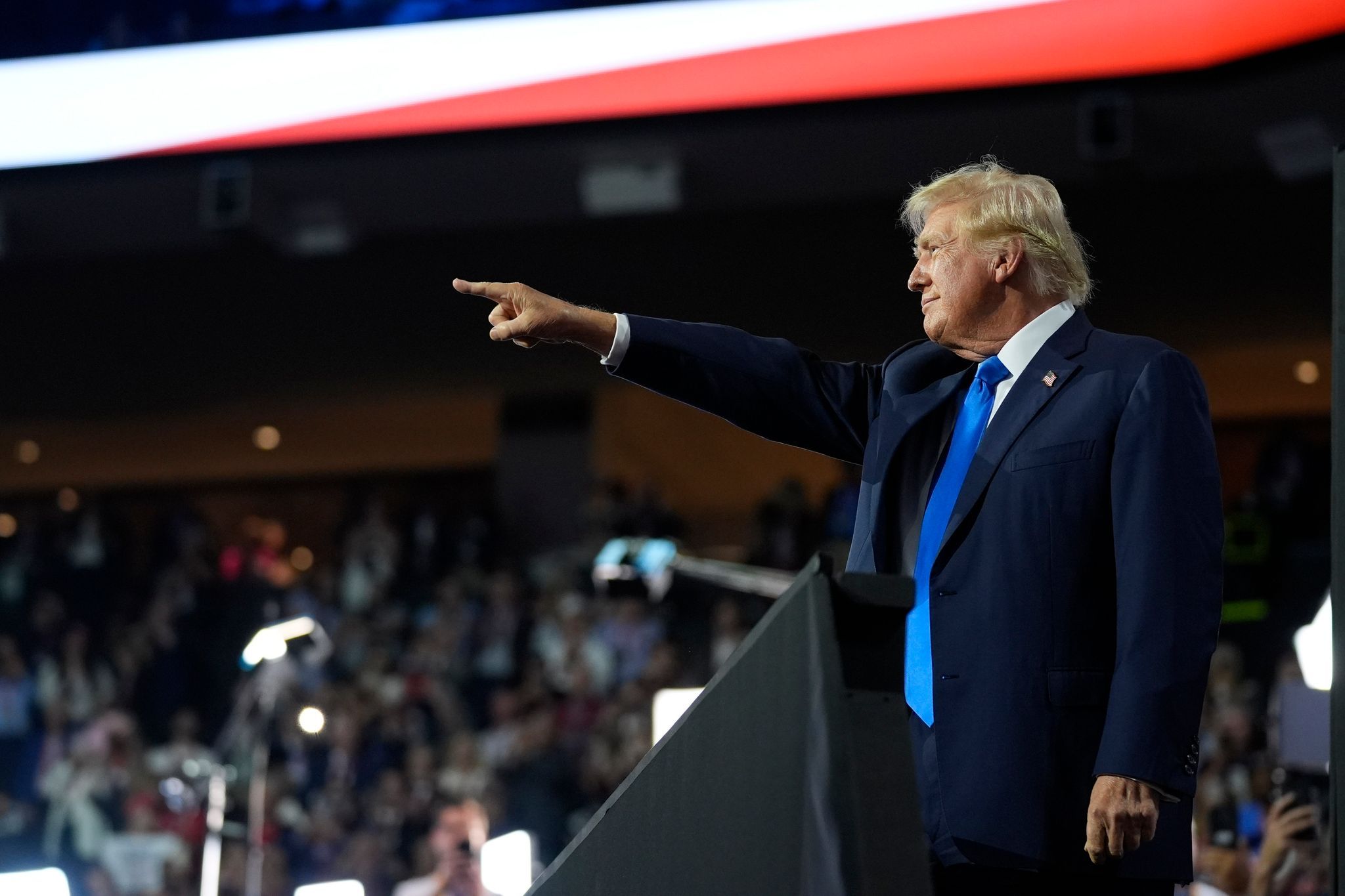 Die Blaupause für Donald Trumps autoritären Kurs: Dieses Werk ist beängstigend