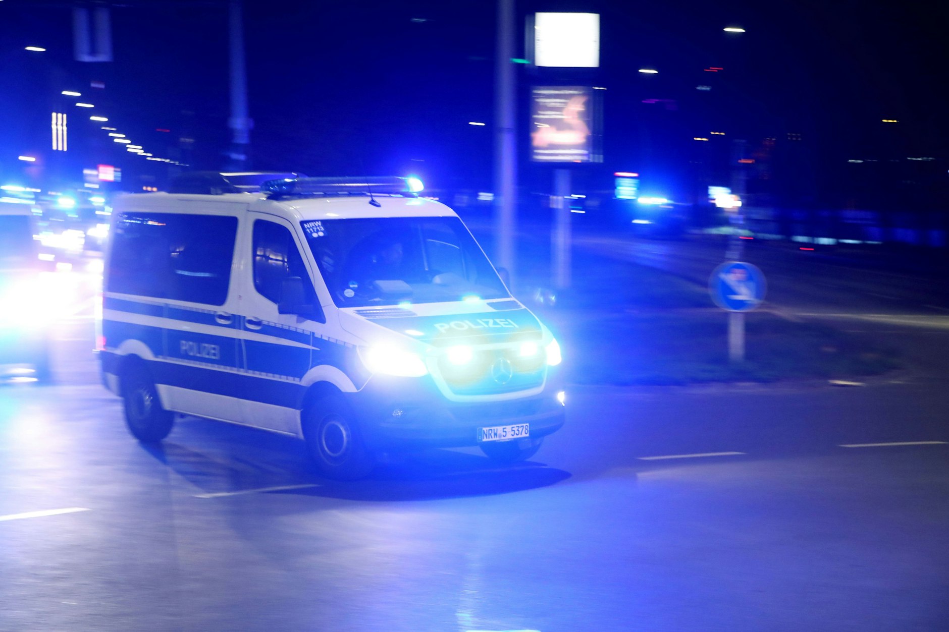 In zwei außergewöhnlichen Fällen war die Polizei in Berlin-Kreuzberg unterwegs (Symbolfoto).