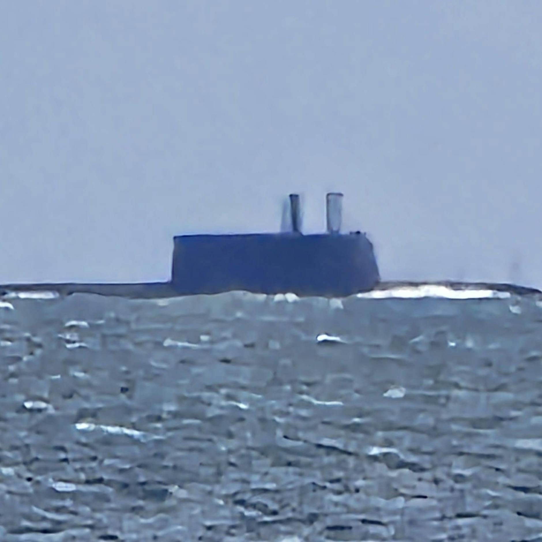 Urlauber filmt U-Boot auf Testfahrt vor Rügen und bekommt Riesen-Ärger