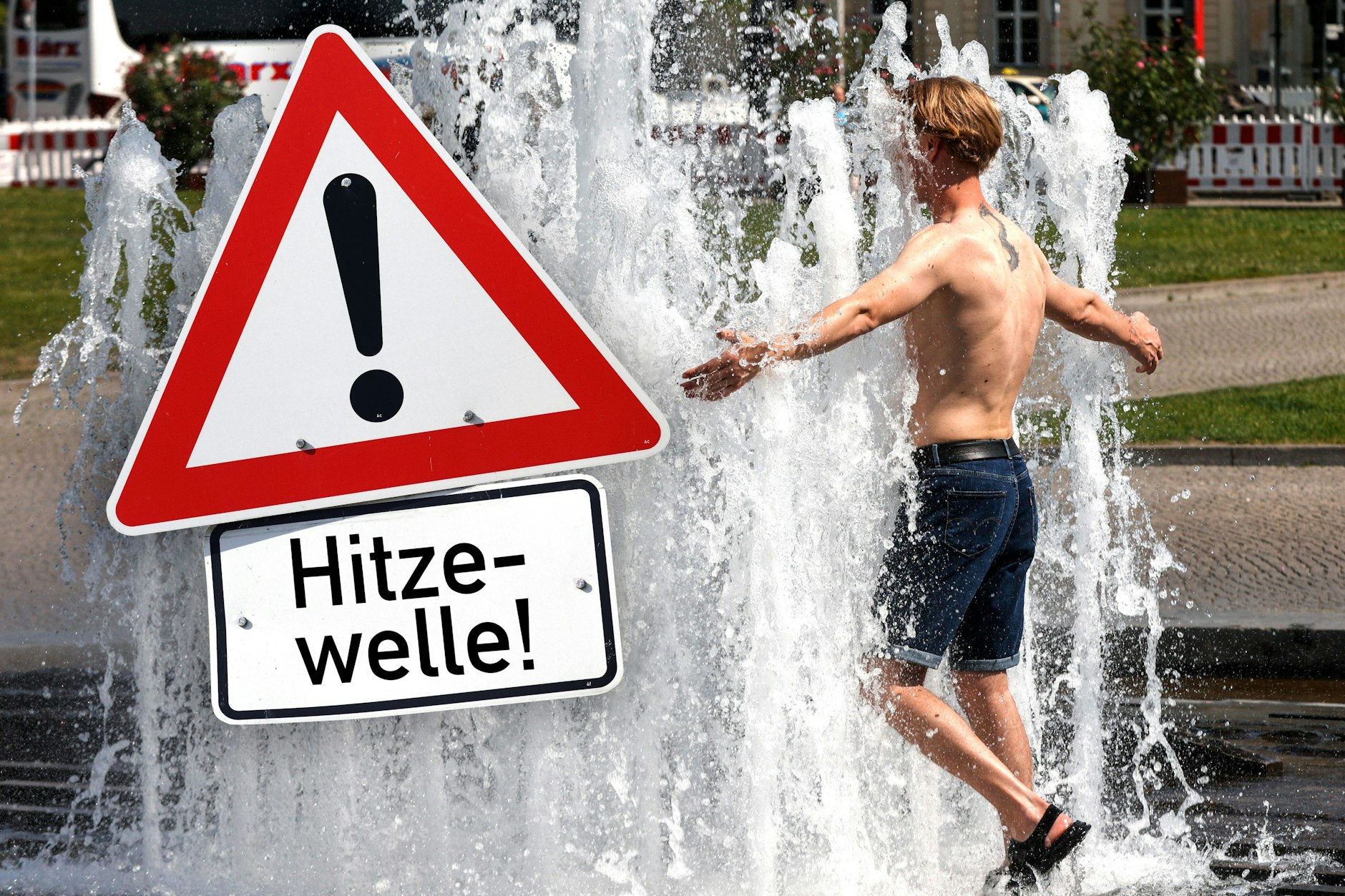 Achtung, es wird heiß! Viele Berliner werden sich in der kommenden Woche wieder nach Abkühlung sehnen, wenn die Temperaturen auf bis zu 35 Grad nach oben klettern und sich auch die Nächte nicht wirklich abkühlen.