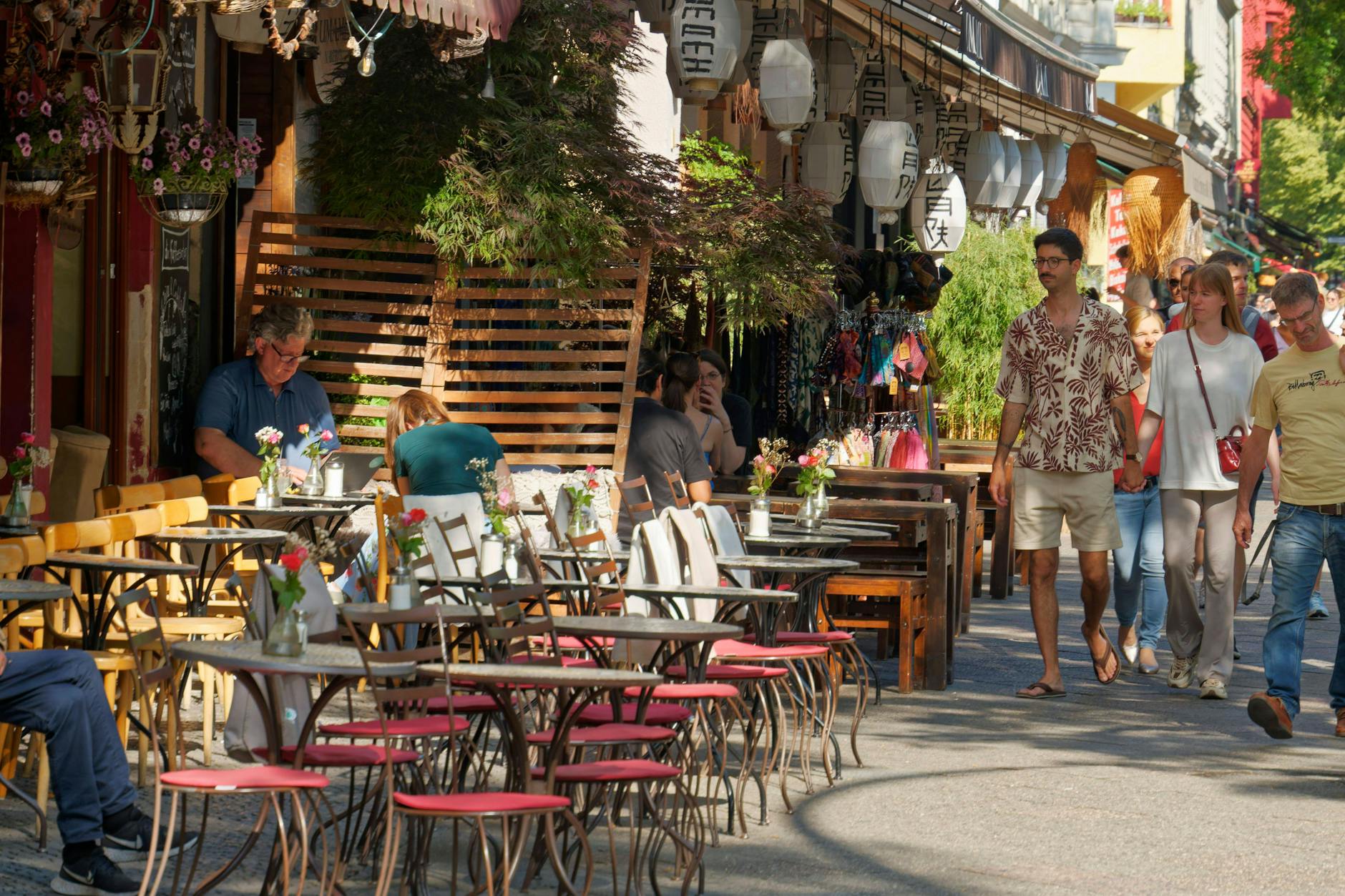 Steigende Preise, Mehrwertsteuer und Personalmangel: Kaum eine Branche bekommt die Krise so zu spüren wie die Gastronomie.