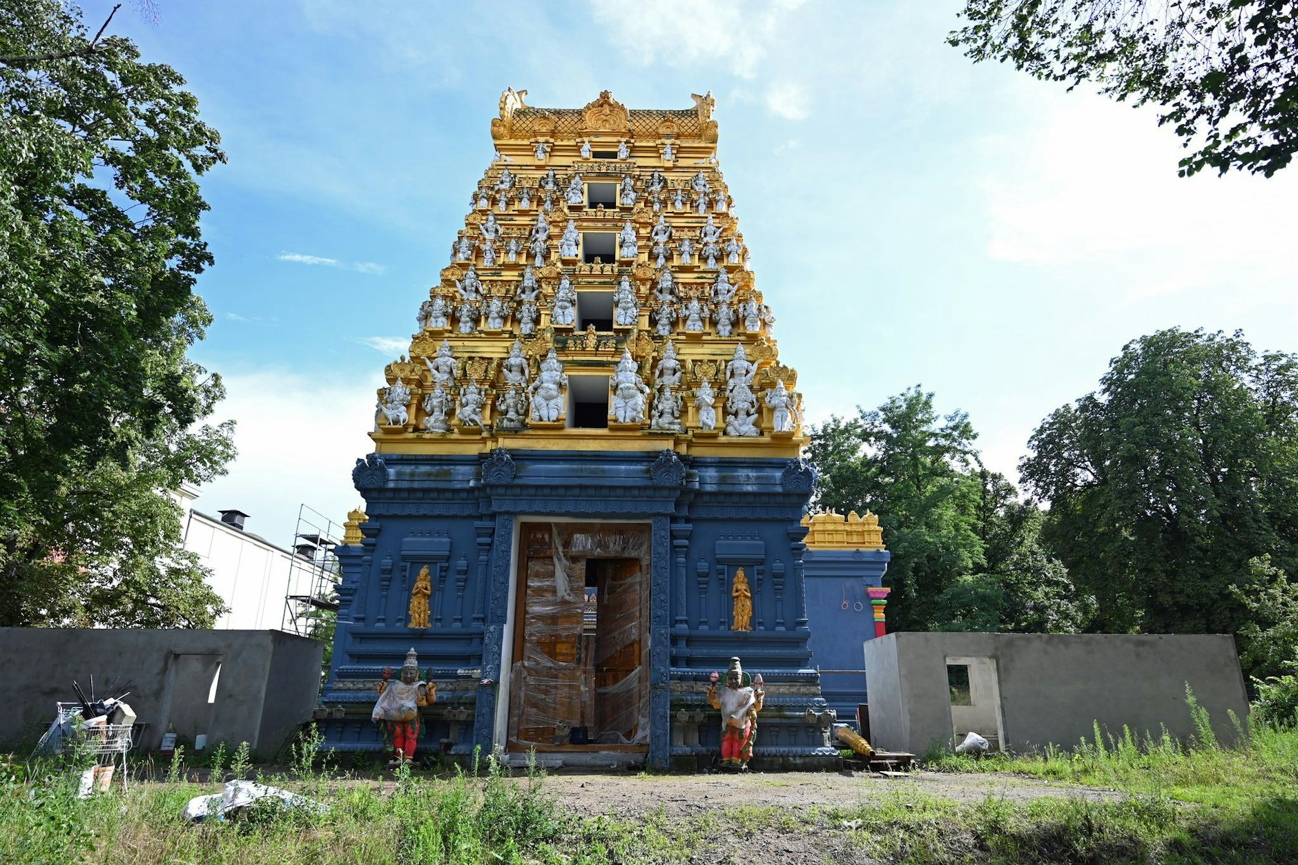 Der Sri-Ganesha-Hindu-Tempel in der Hasenheide. Die Tempelanlage befindet sich seit dem Jahr 2010 im Bau und soll im Oktober fertig werden.