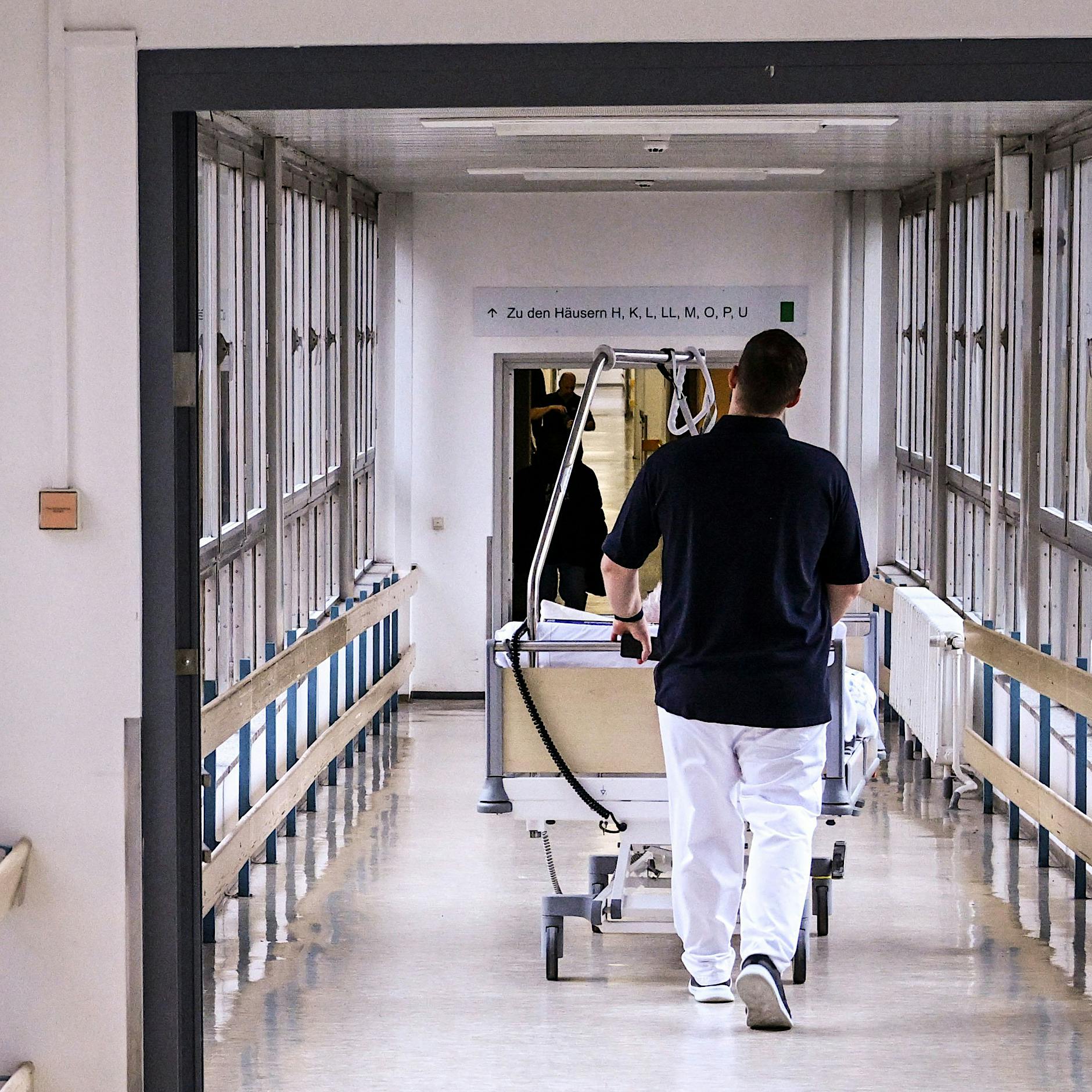 Zahl verdoppelt: Deutlich mehr junge Frauen wegen Essstörung im Krankenhaus