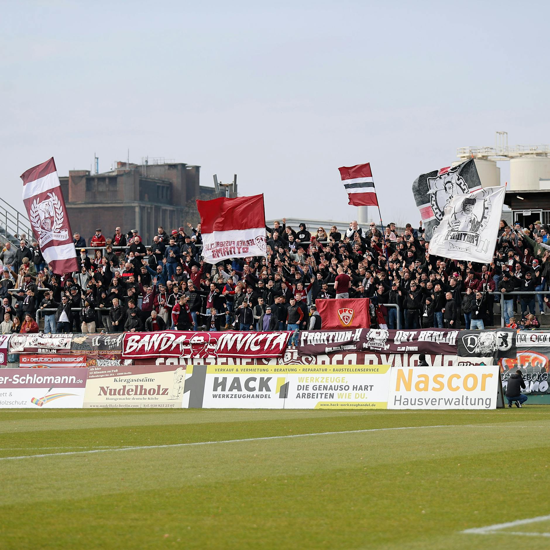 Die Dynamo-Elfer-Wette wächst auf vier Teams an: Die Fans tippen mit
