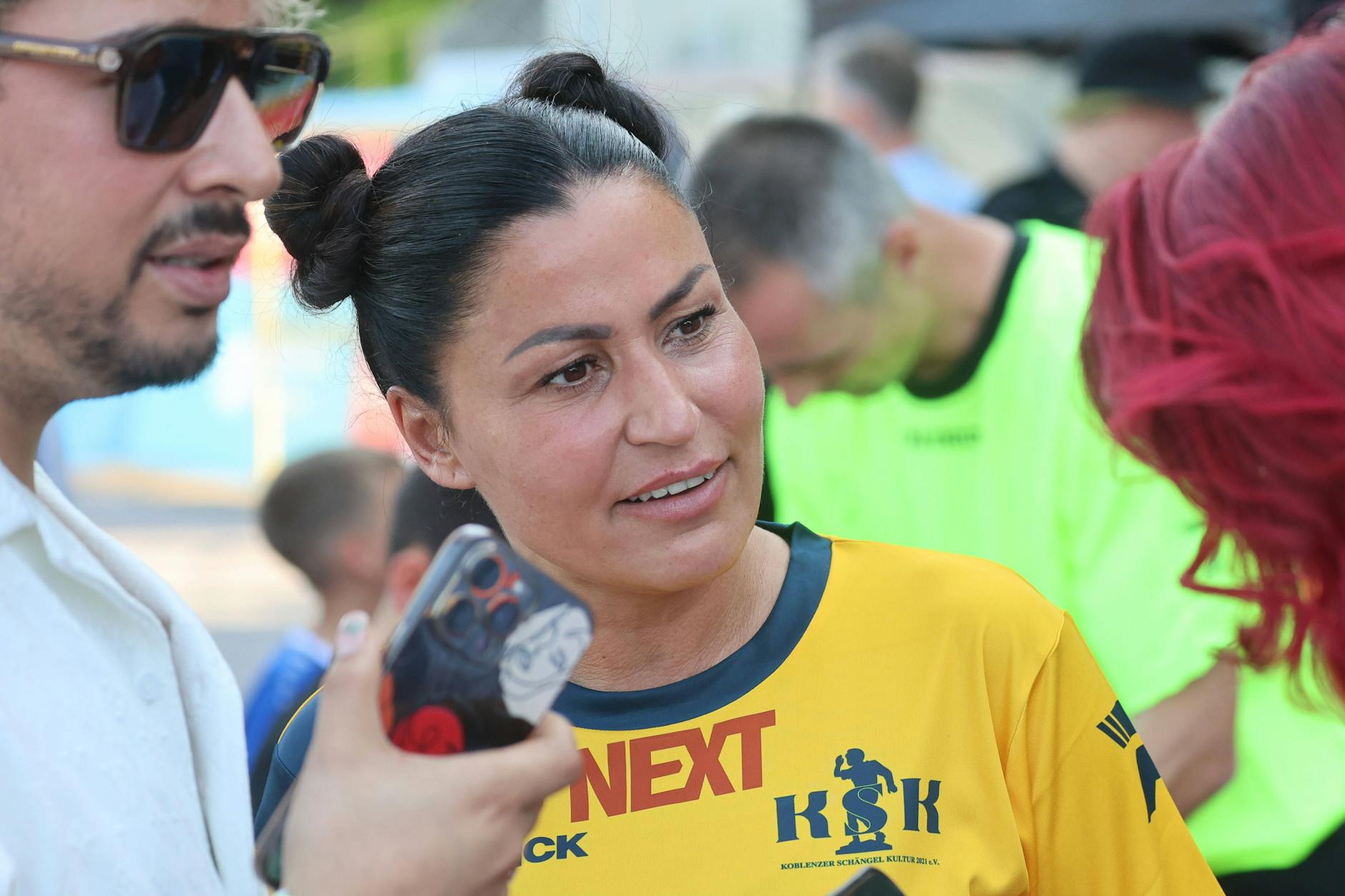 Jasmin Herren erzählt im TV von ihrer erwachsenen Tochter.