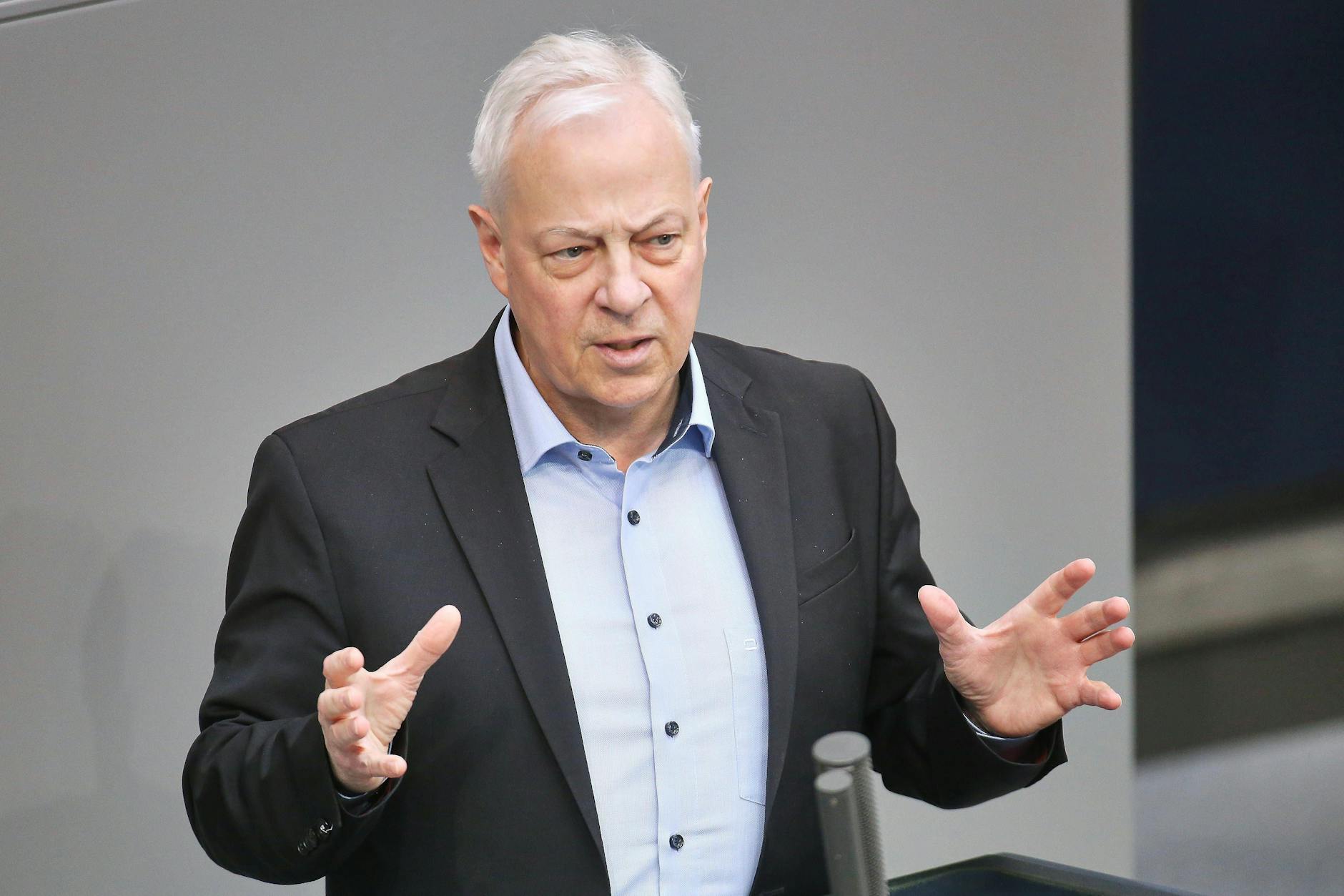 Markus Töns (SPD) kritisiert den Kurs des Bundeskanzlers.