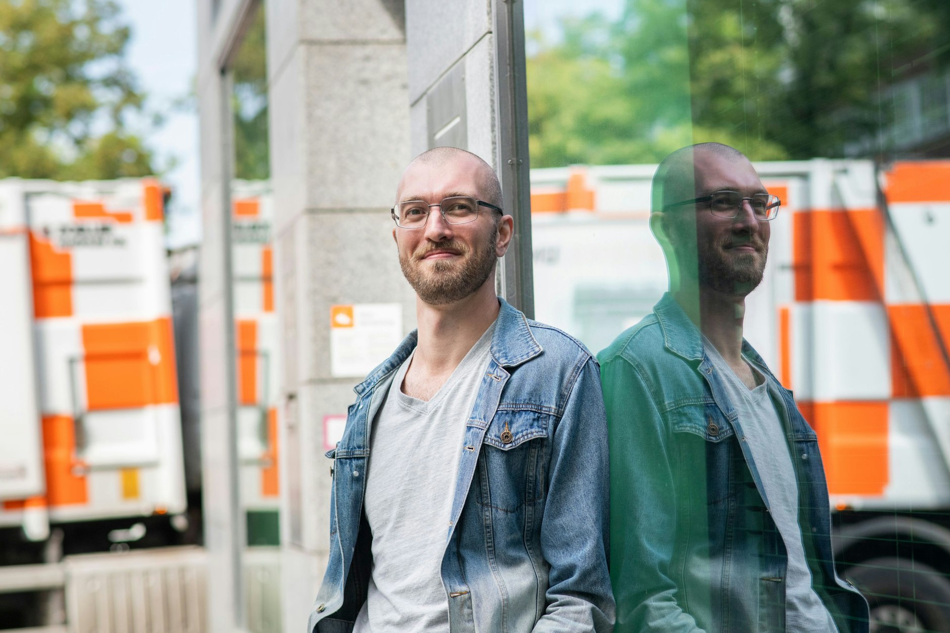 Fabian Wolf ist Azubi bei der BSR. Der 32-Jährige hat sich das gut überlegt.