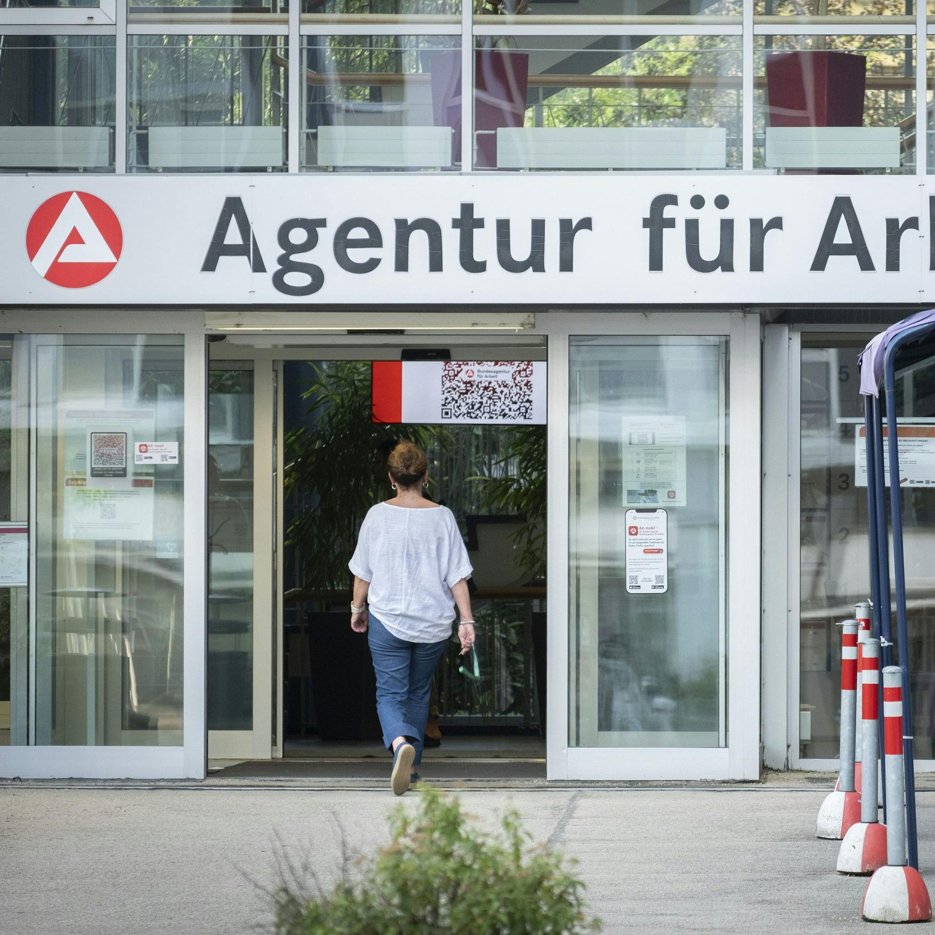 Image - Zahl der Arbeitslosen steigt im August auf über drei Millionen: Zehnjahres-Rekord