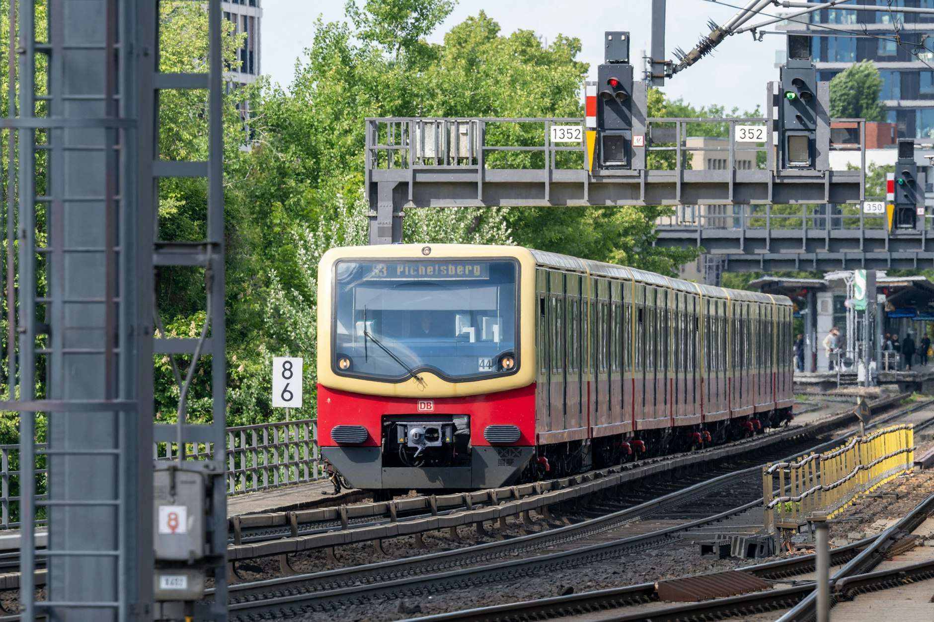 Immer wieder kommt es zu Einschränkungen und Verspätungen bei der Berliner S-Bahn.