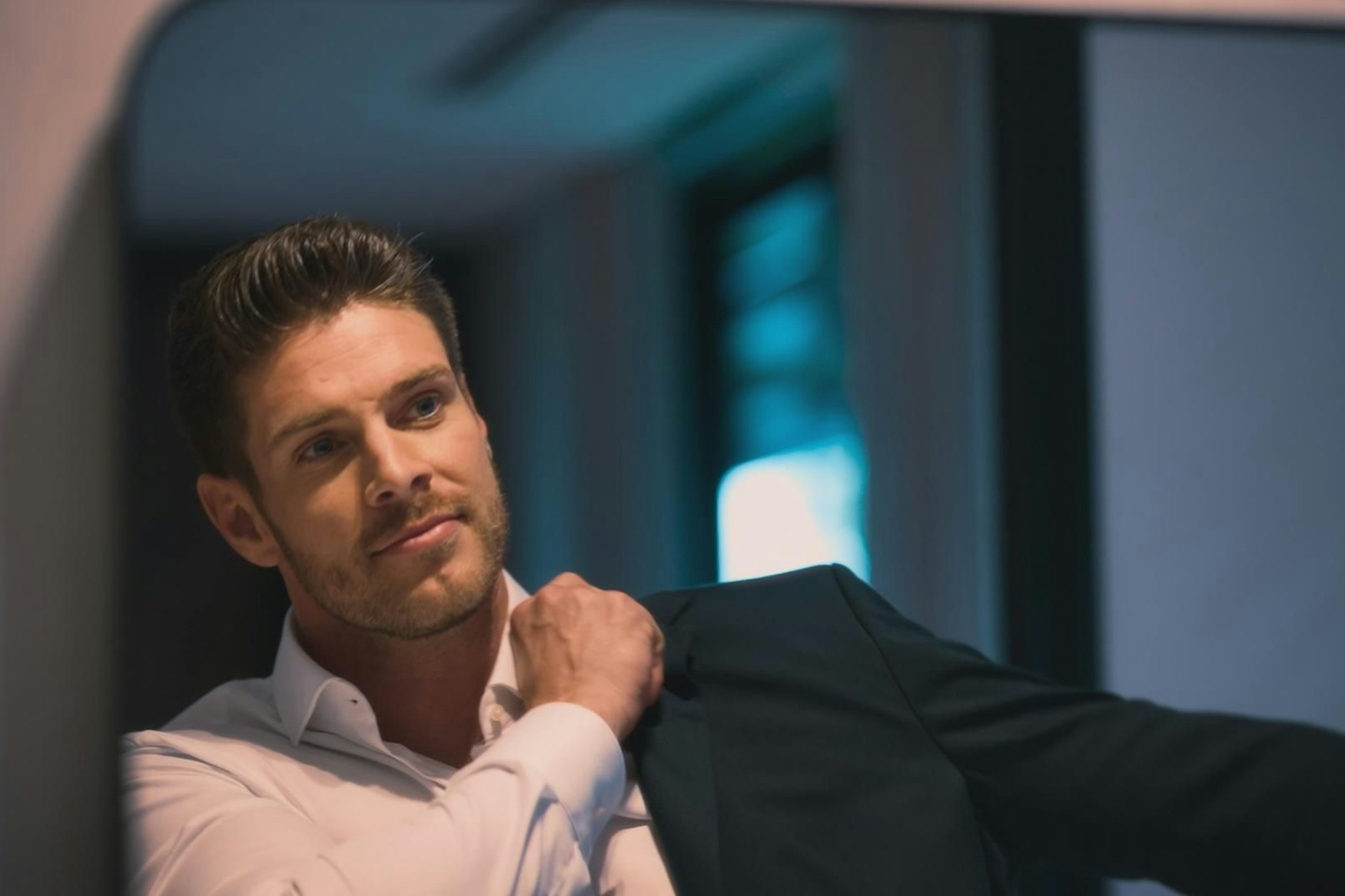 Bachelor Martin Braun ging seiner Gewinnerin mit der Zweitplatzierten fremd.