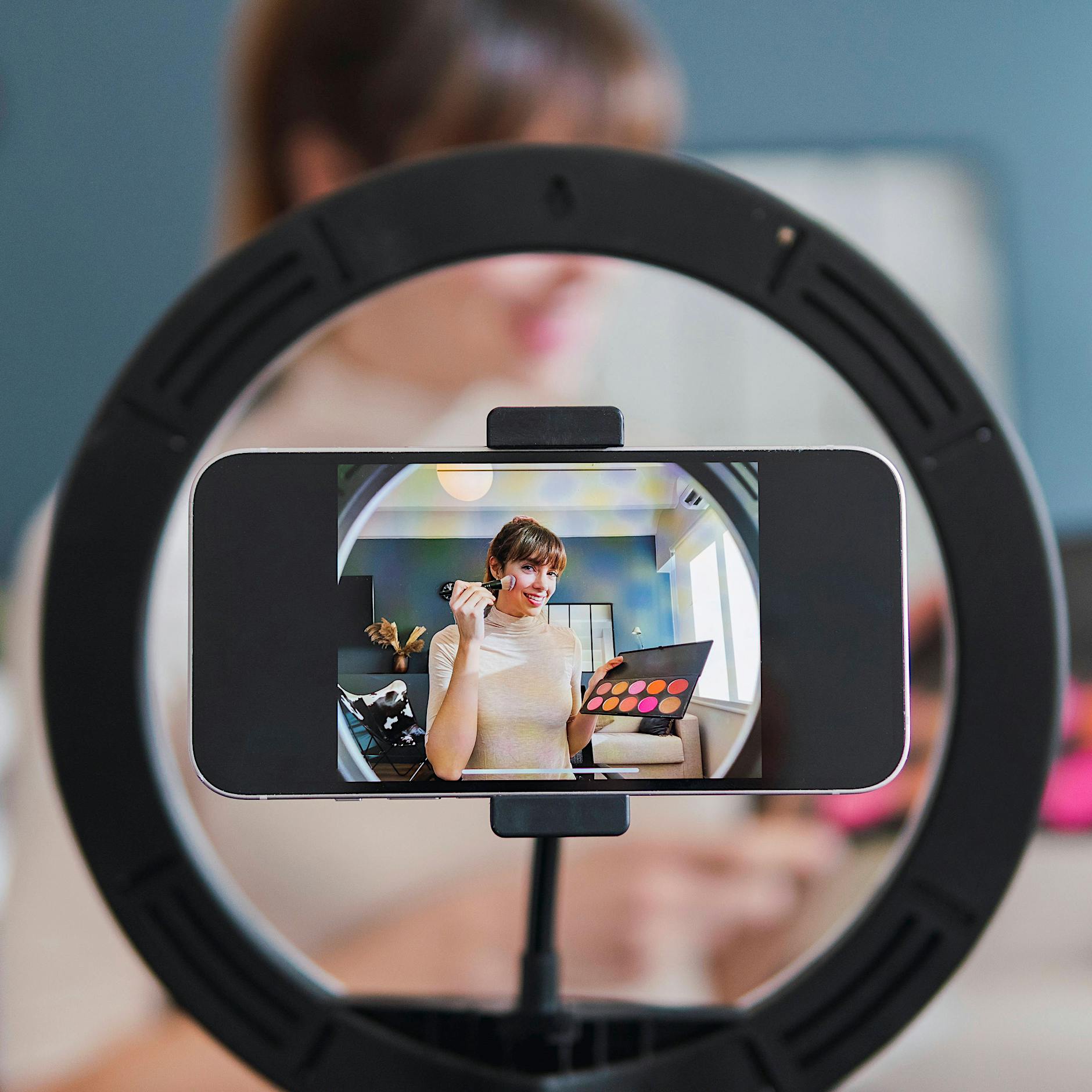 Tausende Fälle: Berlins Steuerfahnder nehmen Influencer ins Visier