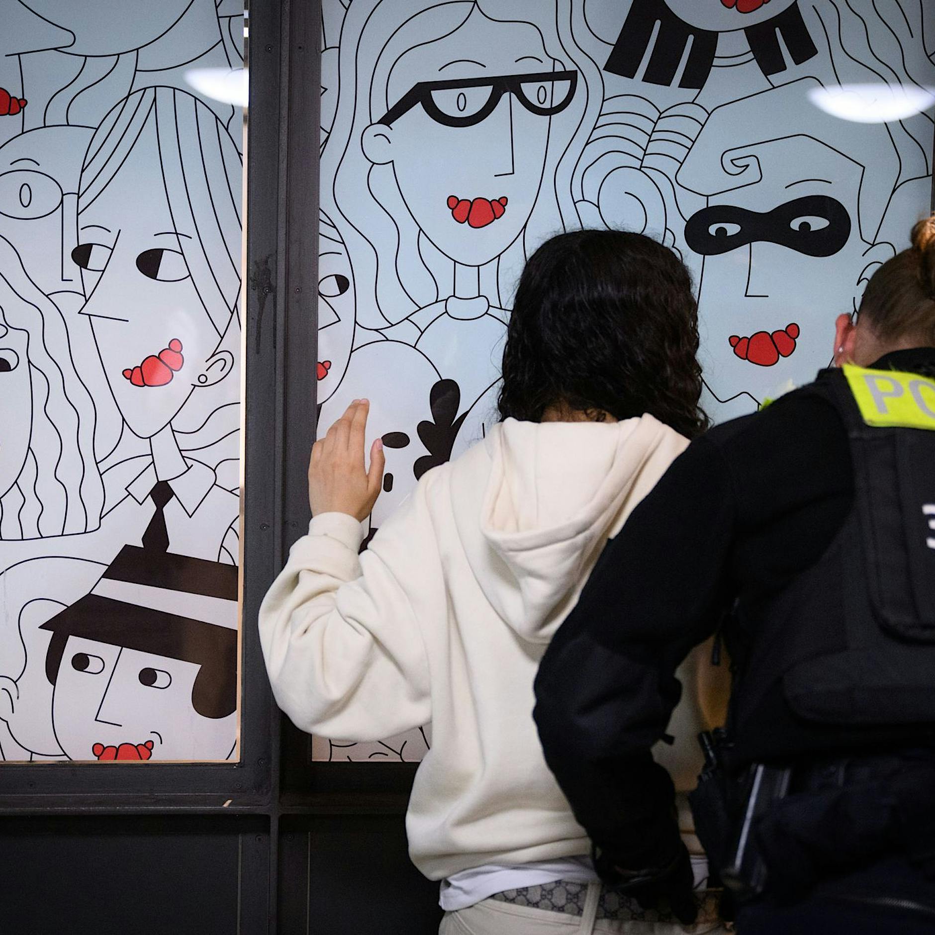 Ein Monat Waffenverbot im Berliner Nahverkehr: So viele Messer wurden gefunden