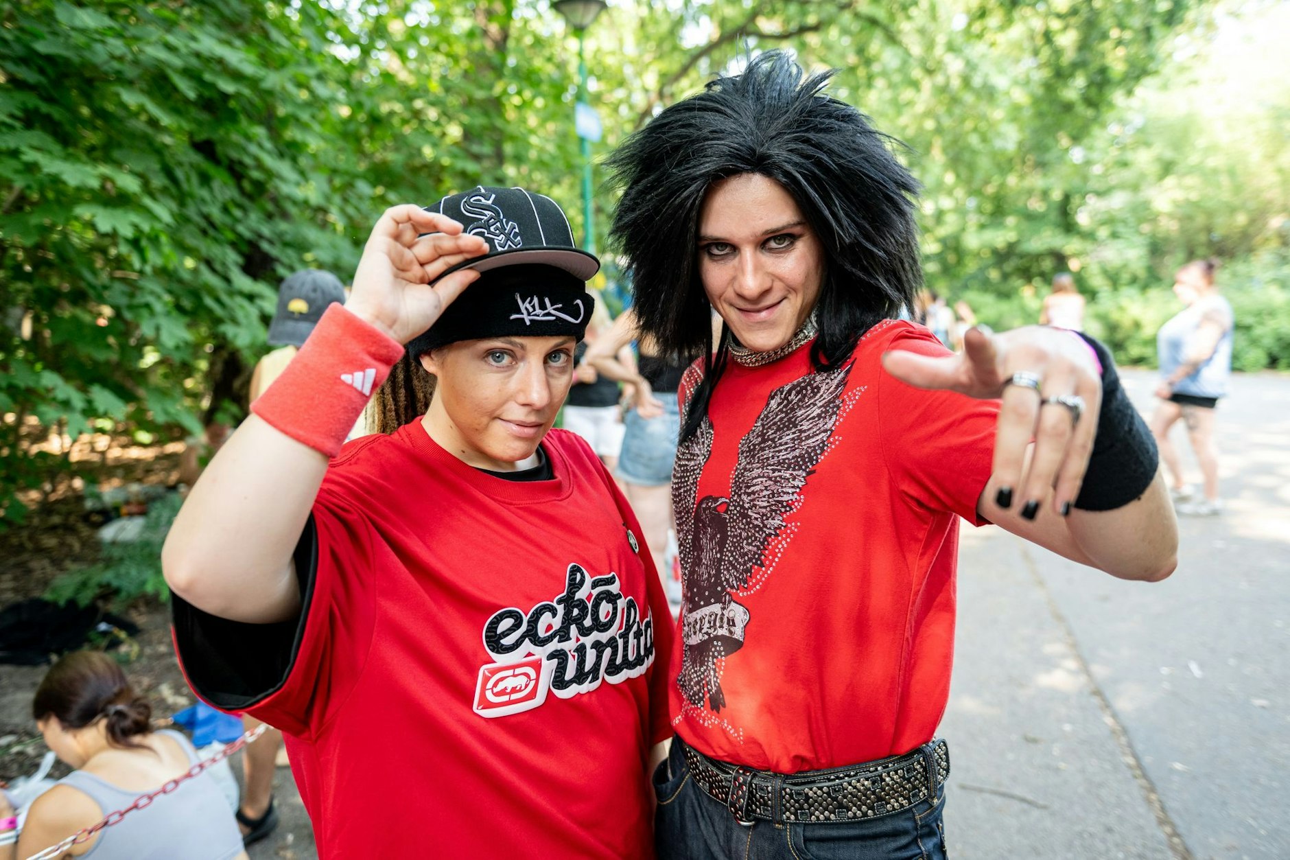 Candy und Kogenta haben sich zum Konzert von Tokio Hotel in der Wuhlheide als Tom und Bill verkleidet.