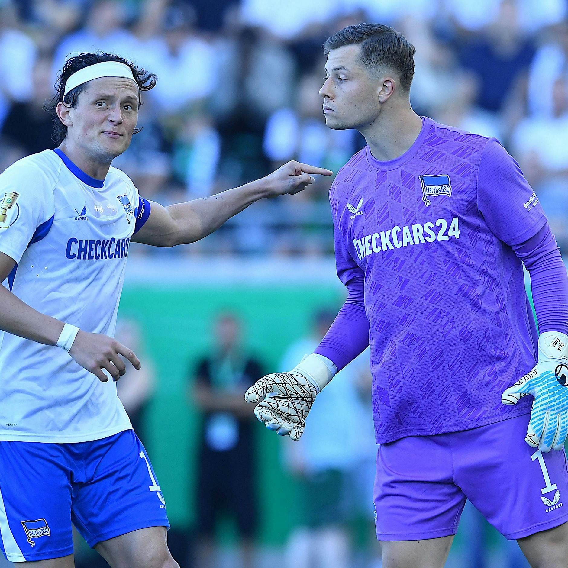 Mit Glück und Tjark Ernst: Hertha BSC verhindert im Pokal nächsten Rückschlag