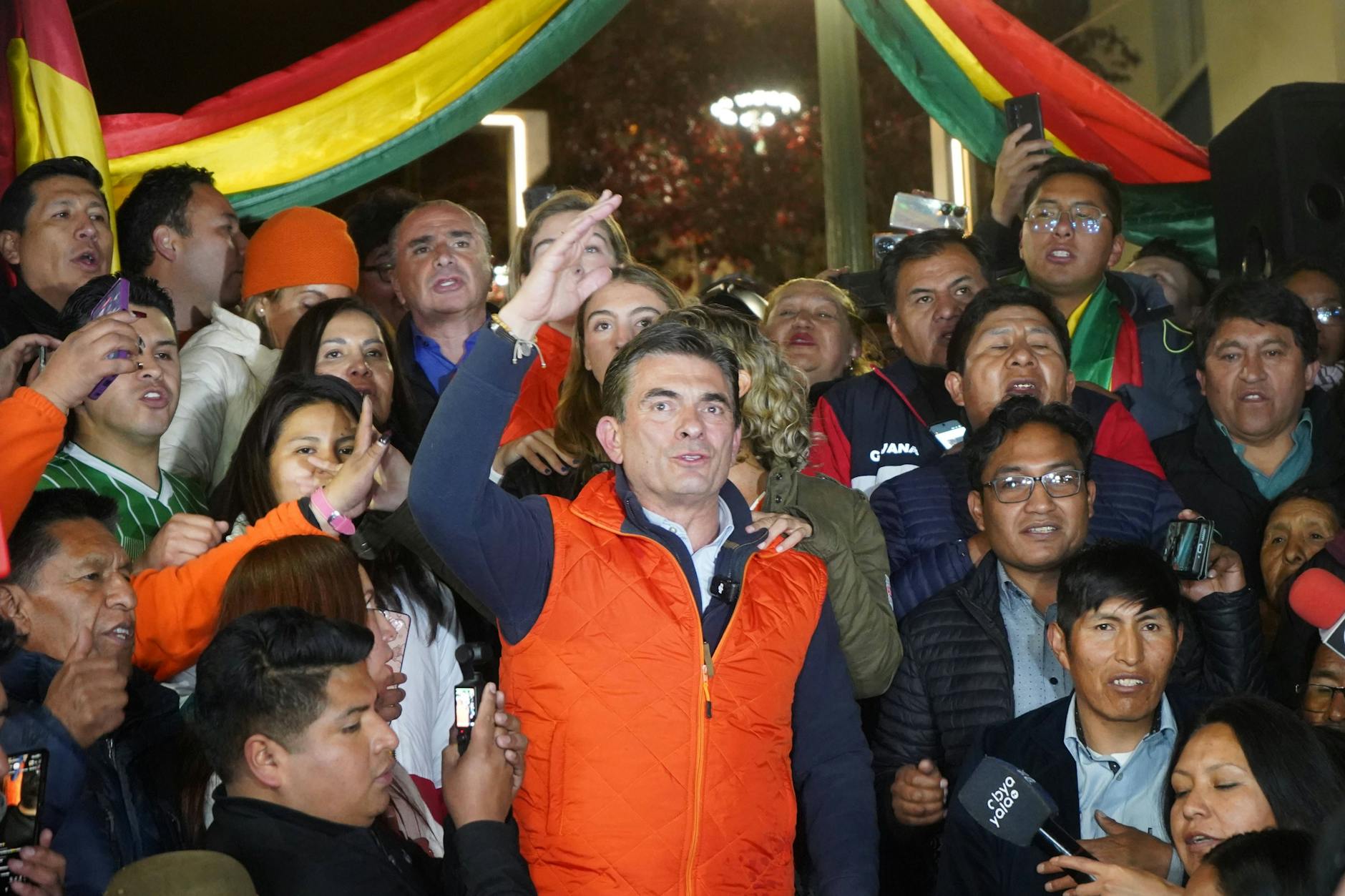 Die zwei rechten Spitzenkandidaten bekamen bei den Präsidentschaftswahlen in Bolivien zusammen rund 57 Prozent – die linke Regierungspartei nur desaströse drei Prozent.