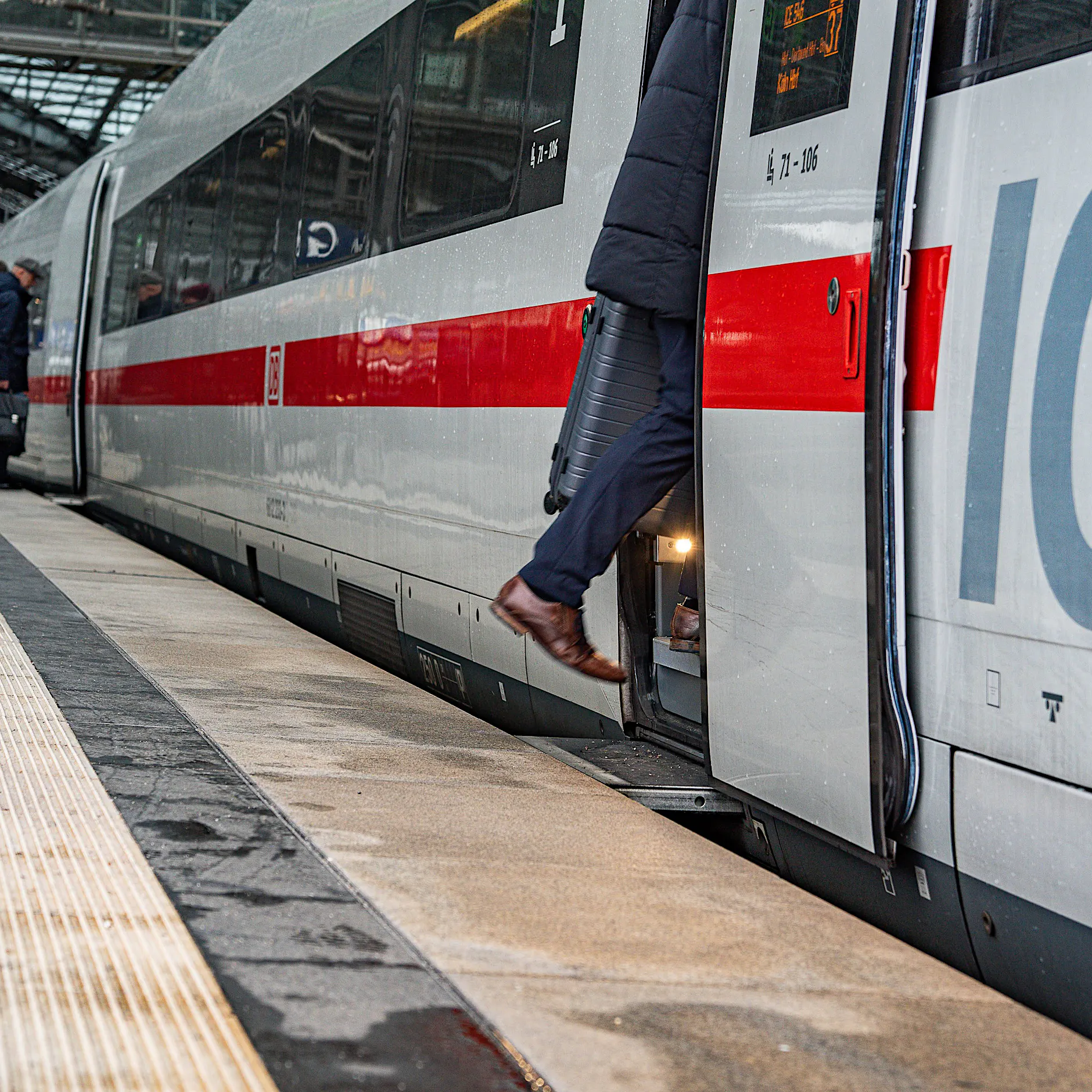 Nichts wie weg! Das sind Berlins schlimmste Bahnhöfe