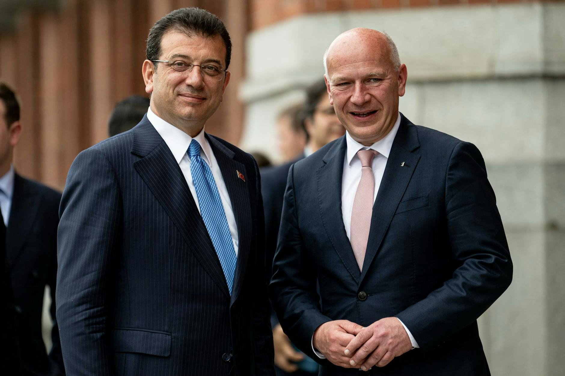 Kai Wegner vor einem Jahr mit Ekrem Imamoglu