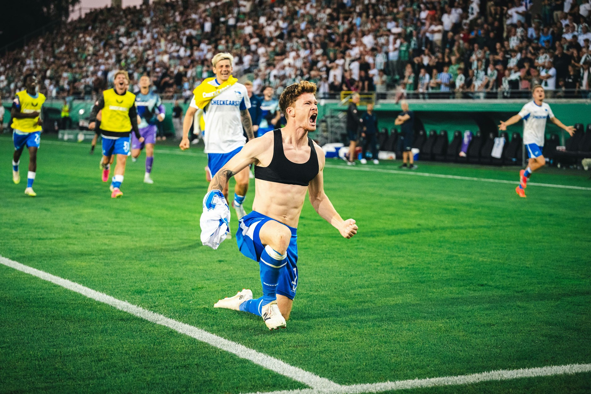 Herthas Jokerstürmer Sebastian Grönning behielt die Nerven und traf als letzter Schütze zum 5:3 im Elferkrimi von Münster.