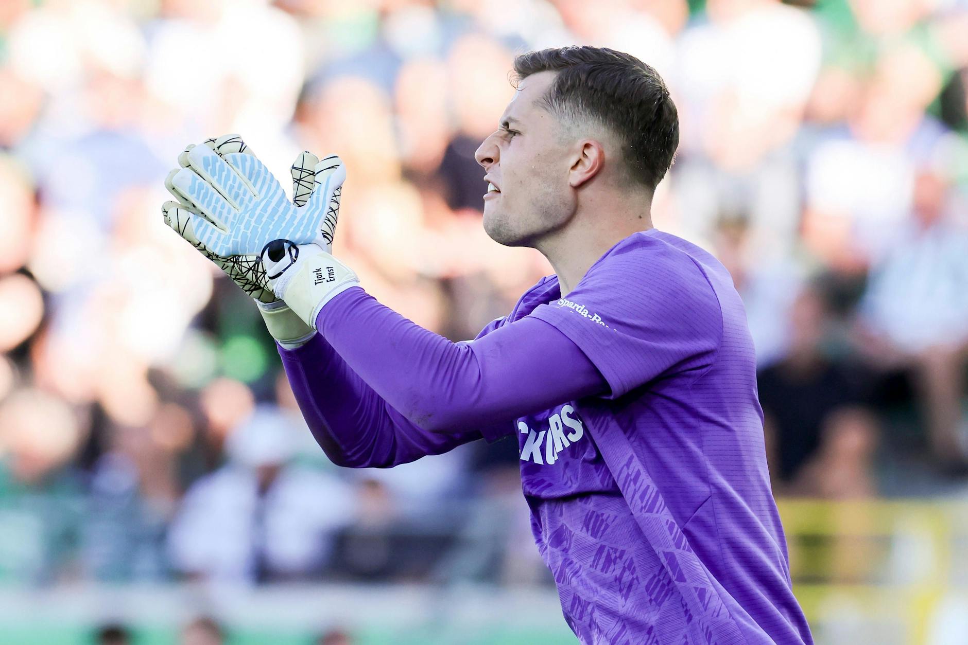 Hertha-Torwart Tjark Ernst ist wieder in Topform und rettete beim Pokalkrimi in Münster mit Glanzparaden sein Team.