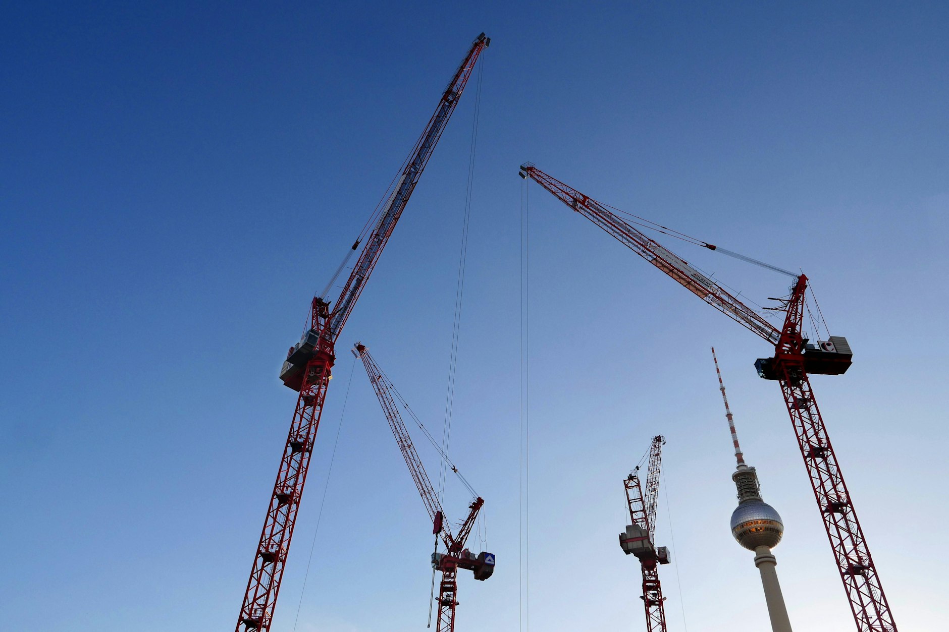 Der Alexanderplatz als Sinnbild für Berlins Wirtschaftslage: im Wandel.