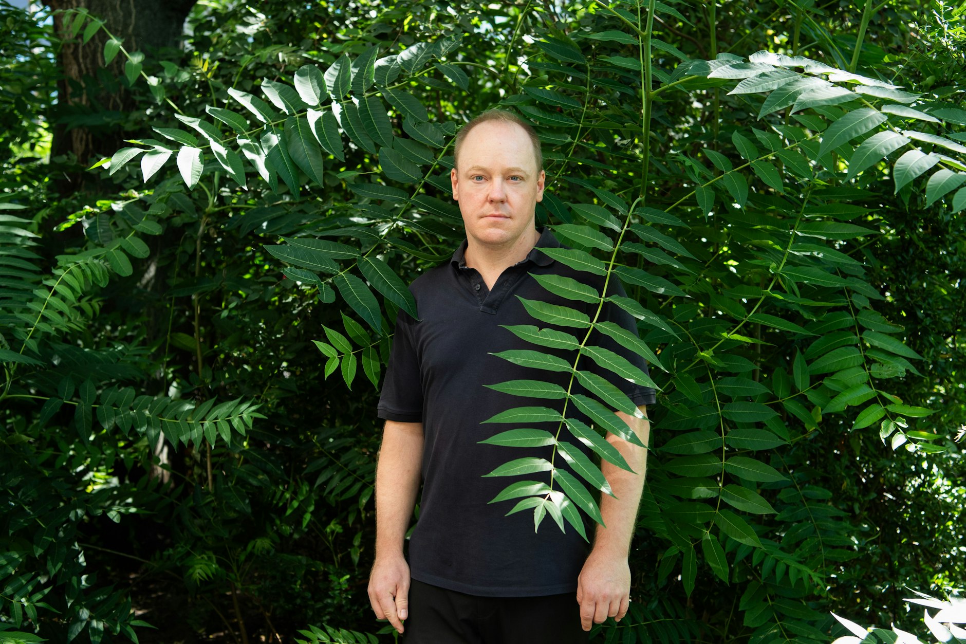 Der Schriftsteller Christian Baron im Großstadtdschungel.