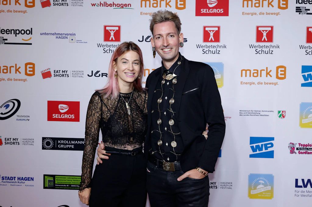 „Bares für Rares“-Star Fabian Kahl: Er kämpft gegen Horror-Videos!