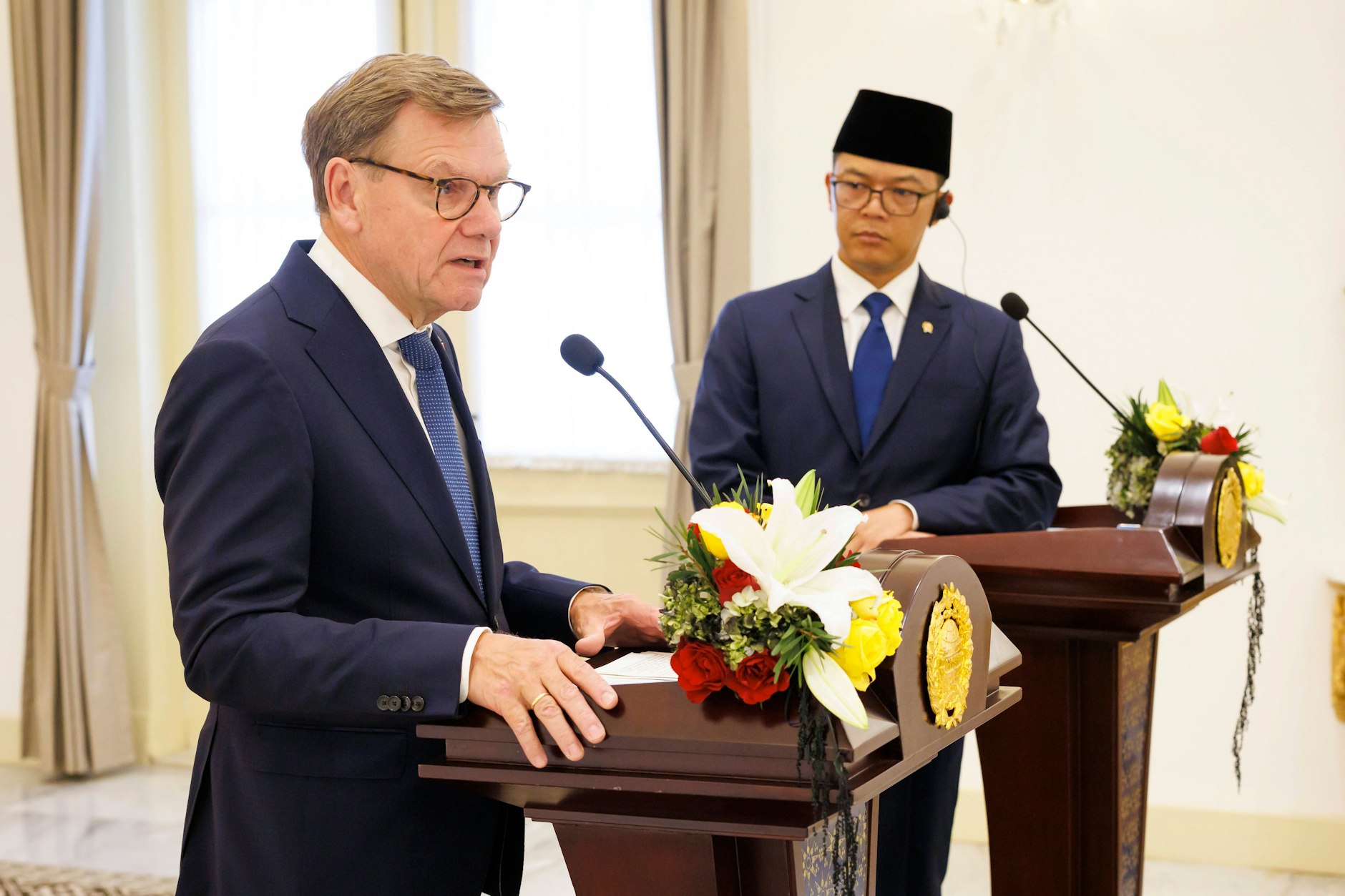 Bundesaußenminister Johann Wadephul traf sich mit seinem Amtskollegen Sugiono in Indonesien.