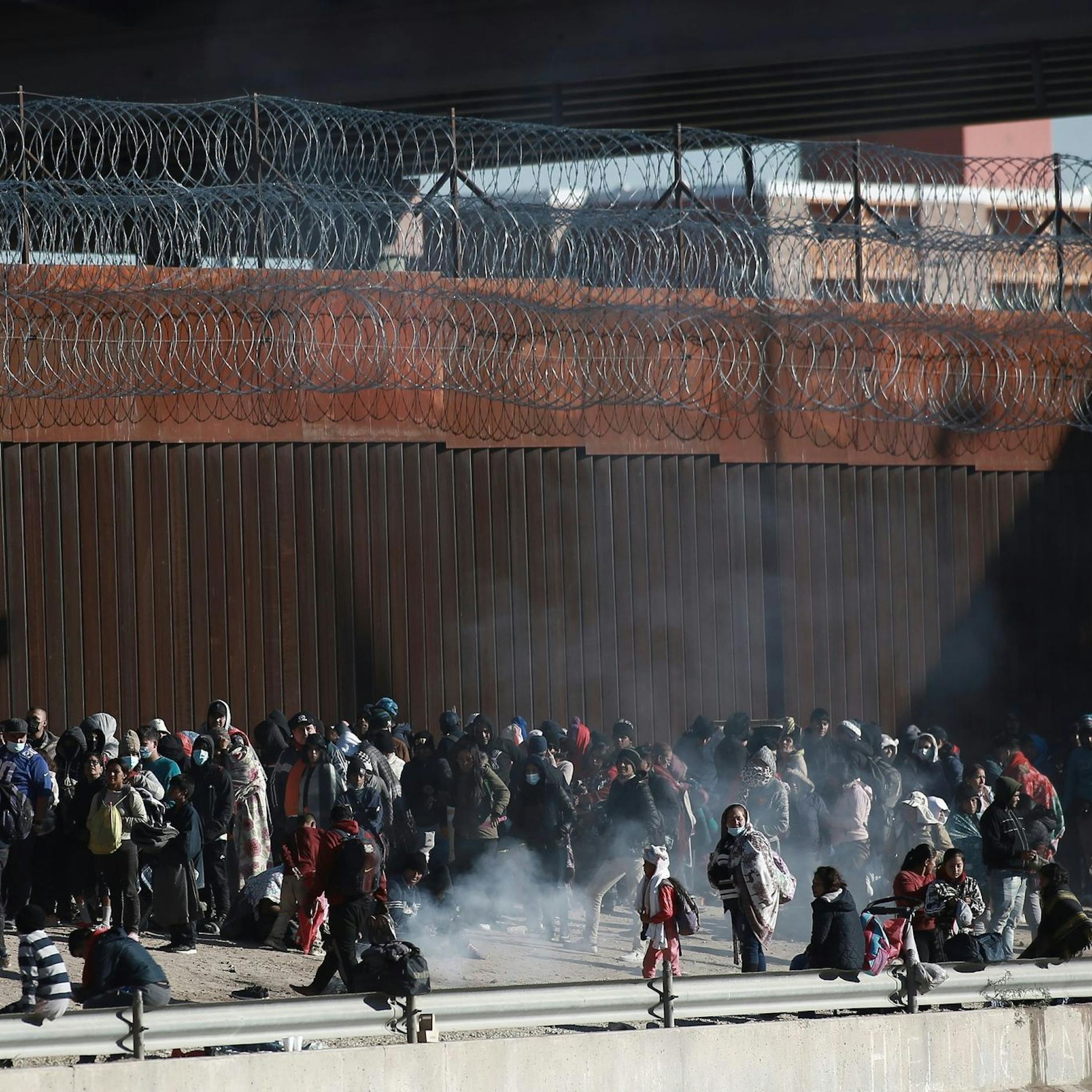 Image - Trump-Idee: US-Regierung streicht Grenzmauer zu Mexiko schwarz