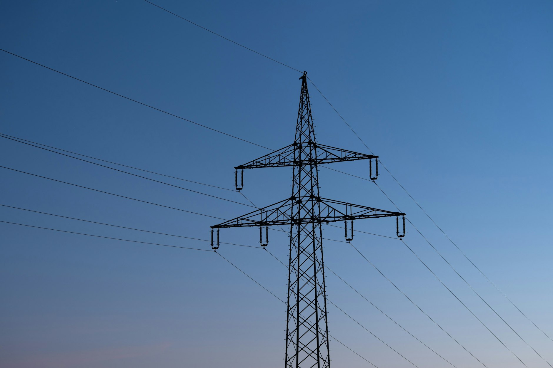 Union und SPD hatten sich im Koalitionsvertrag auf eine Deckelung der Netzentgelte geeinigt.