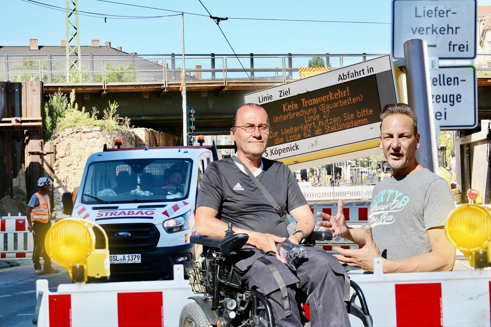 Lärm, Staub, Stillstand: Die Vollsperrung am Bahnhof Köpenick trifft Händler, Pendler und Anwohner gleichermaßen hart.