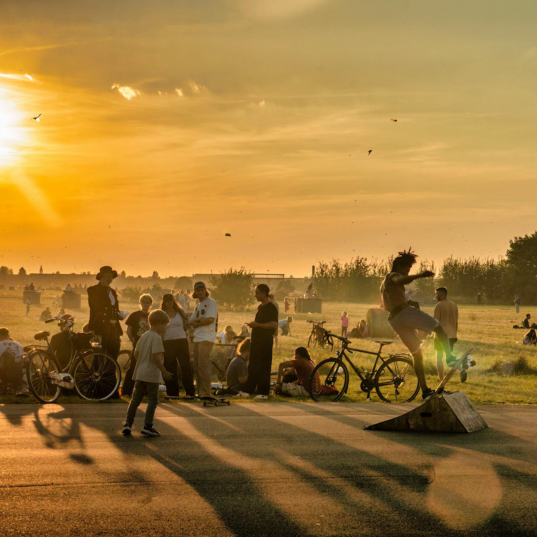 Wetter: Fällt das Tour-Finale von Keinemusik auf dem Tempelhofer Feld ins Wasser?