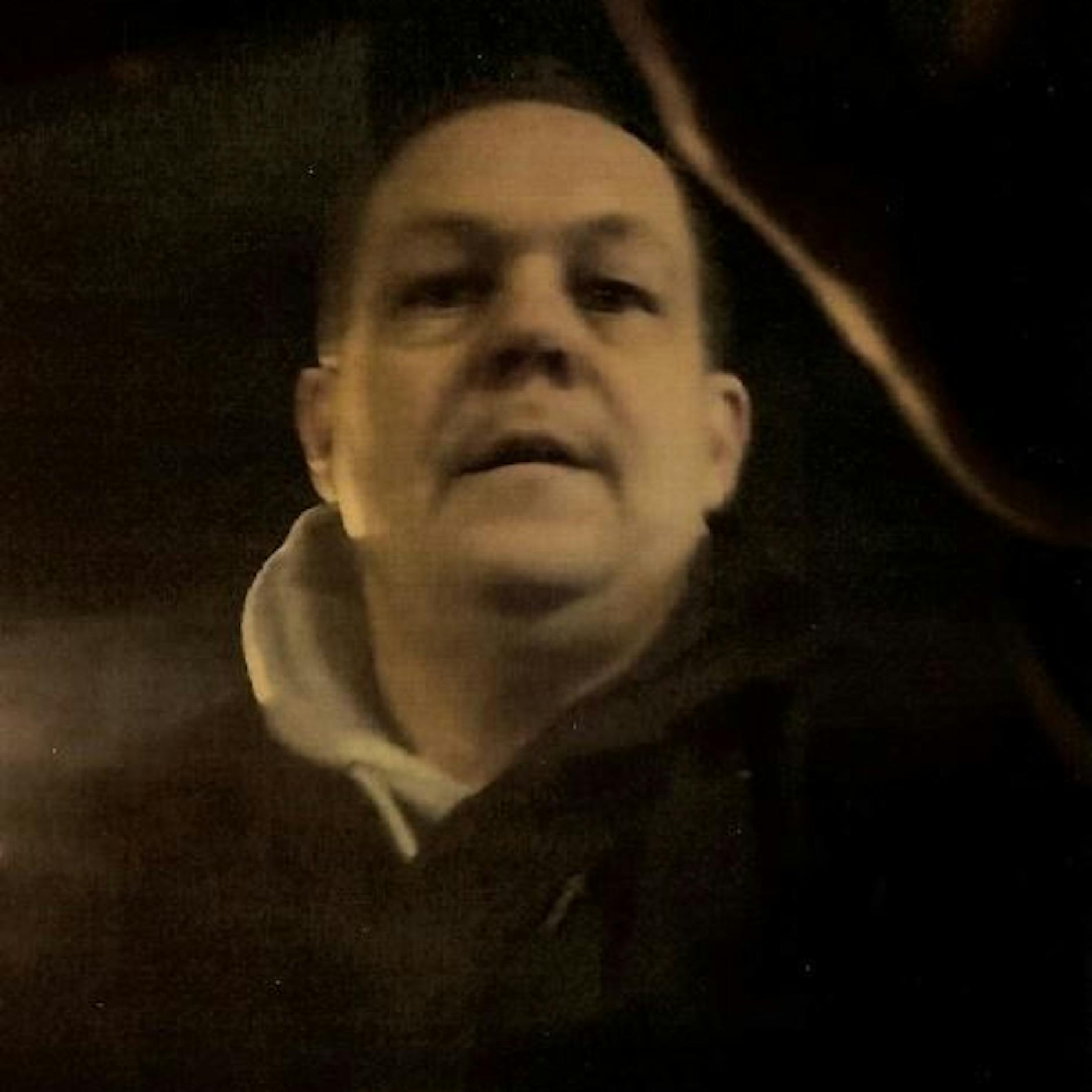 Image - Fahndung: Wer kennt diesen Brutalo-Autofahrer aus Potsdam?