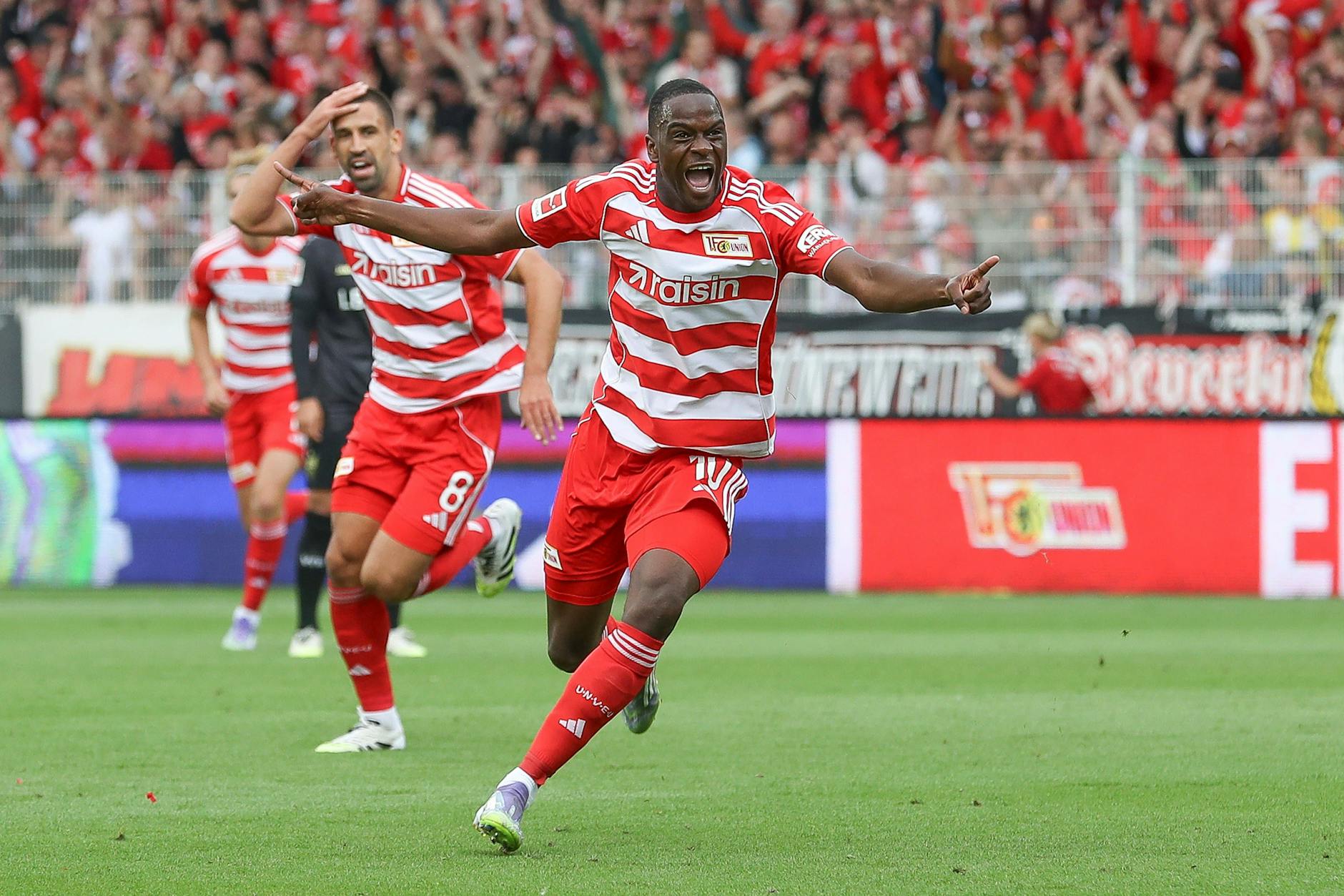 Freude pur nach Traumdebüt! Unions Stürmer Ilyas Ansah traf zum Saisonauftakt doppelt gegen Stuttgart.