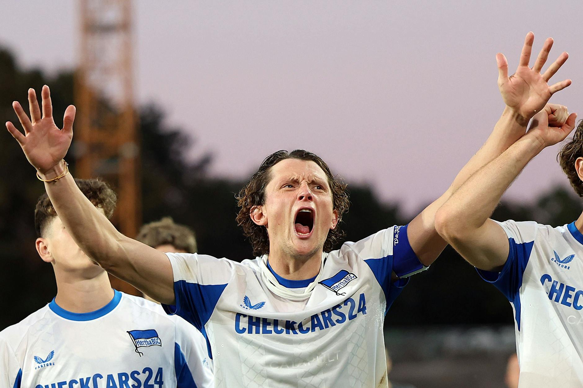 Hertha-Liebling Fabian Reese will endlich wieder über Tore jubeln. Freitag hat der Stürmer gegen Elversberg die nächste Chance.