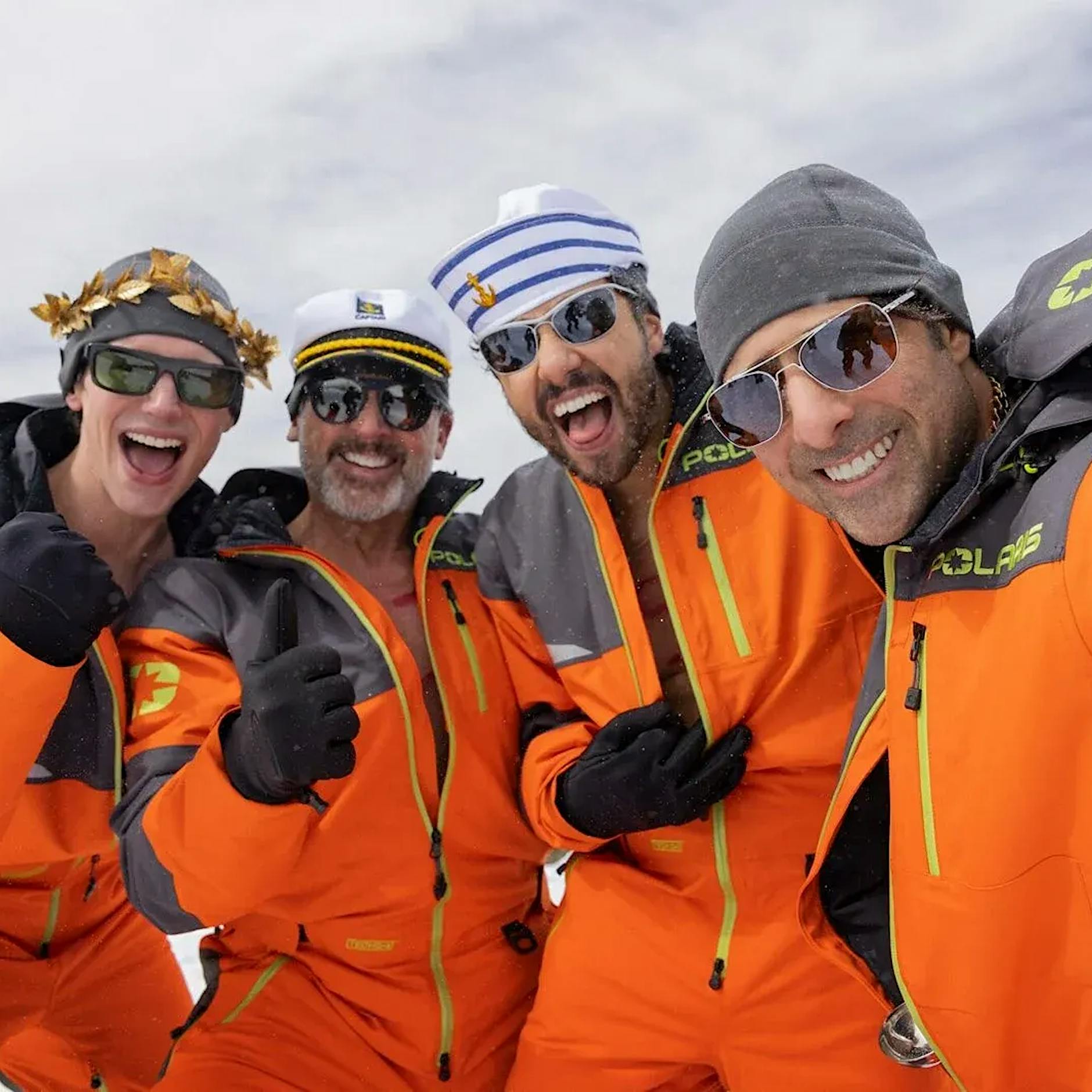 „Mountainhead – Gipfel der Macht“ auf Sky: Zwischen Welteroberung und Apokalypse