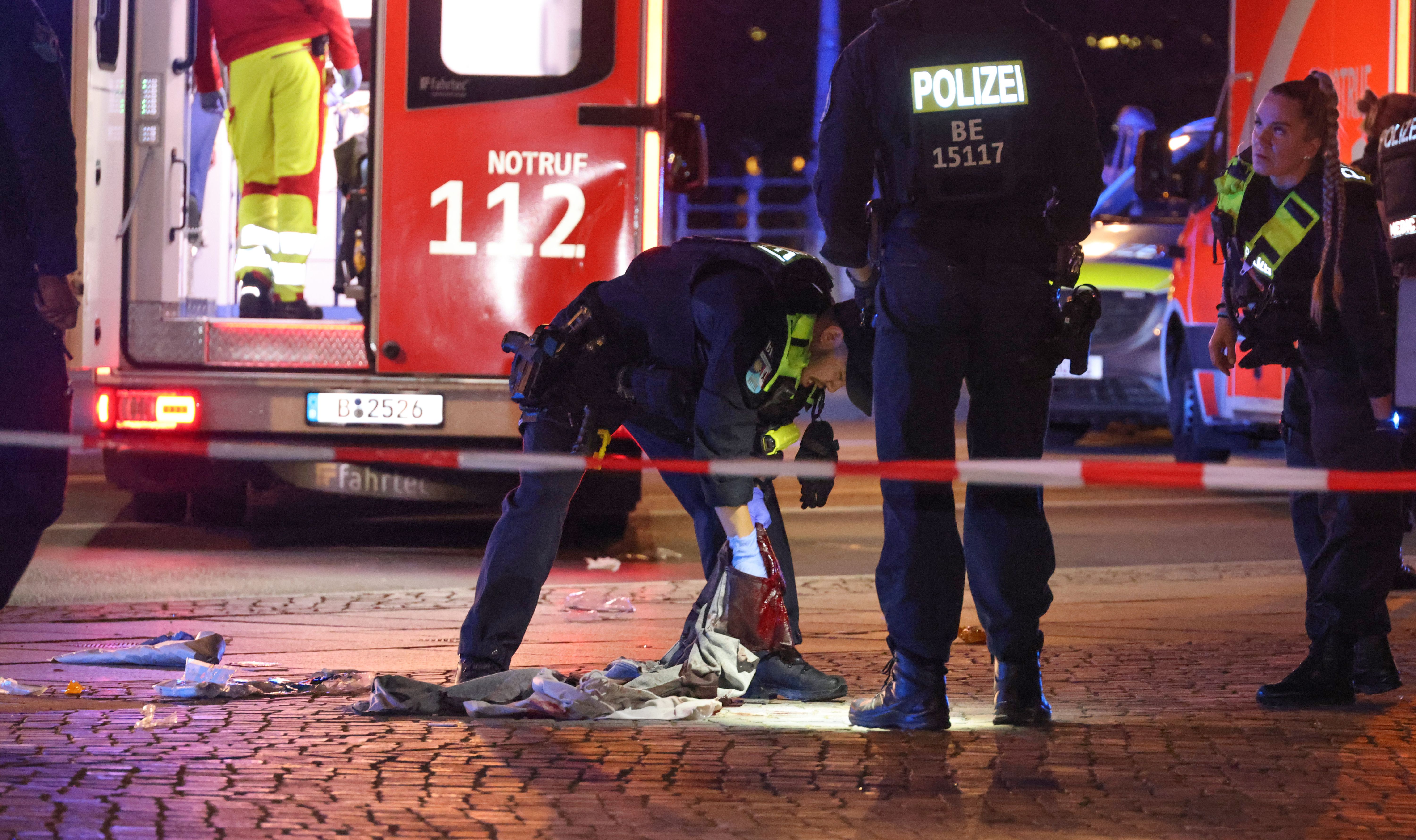 14-jähriges Mädchen festgenommen: Messerstechereien in Kreuzberg, Marzahn und am Humboldt-Forum