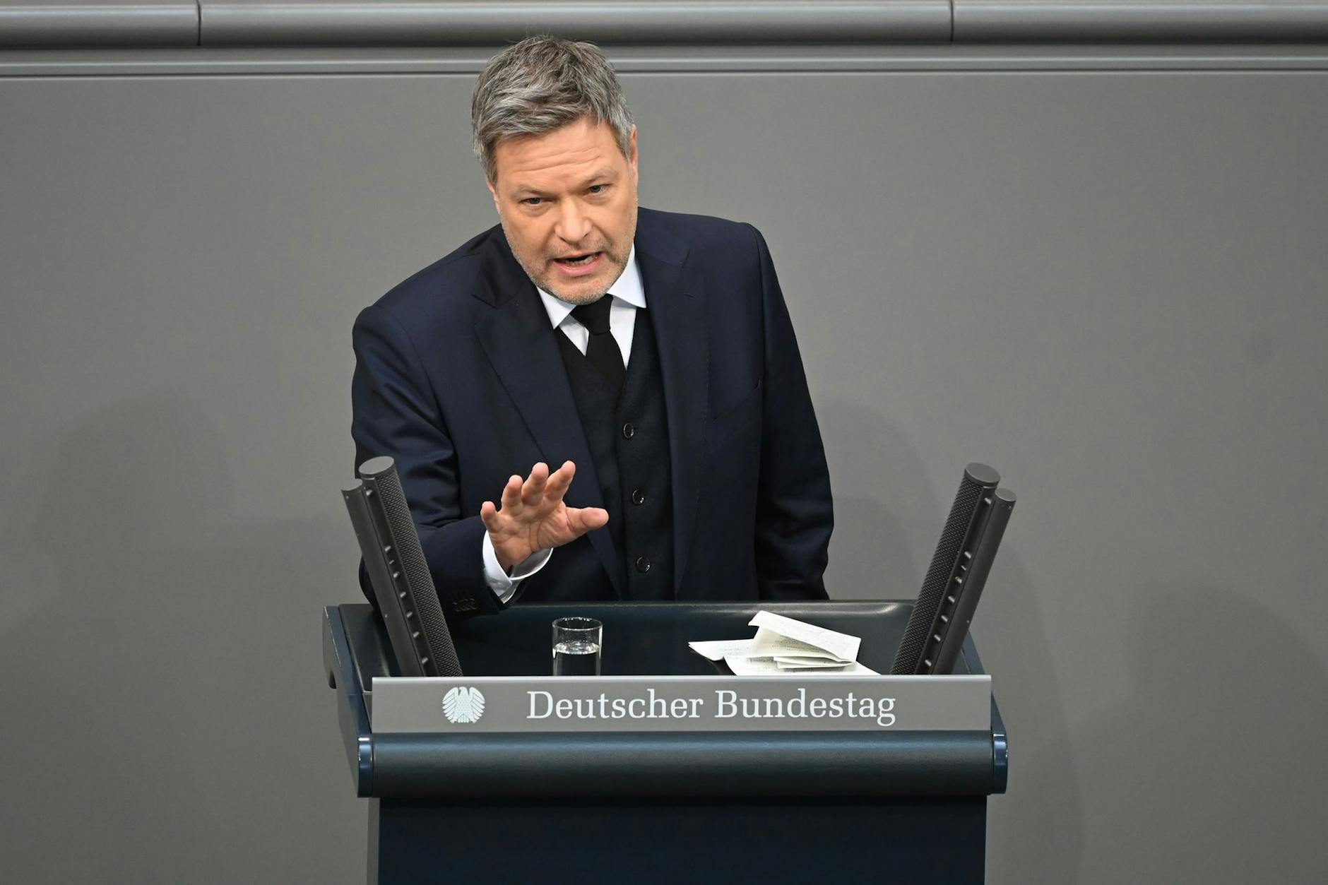 Robert Habeck (Bündnis 90/Die Grünen) gibt zum September sein Bundestagsmandat ab.