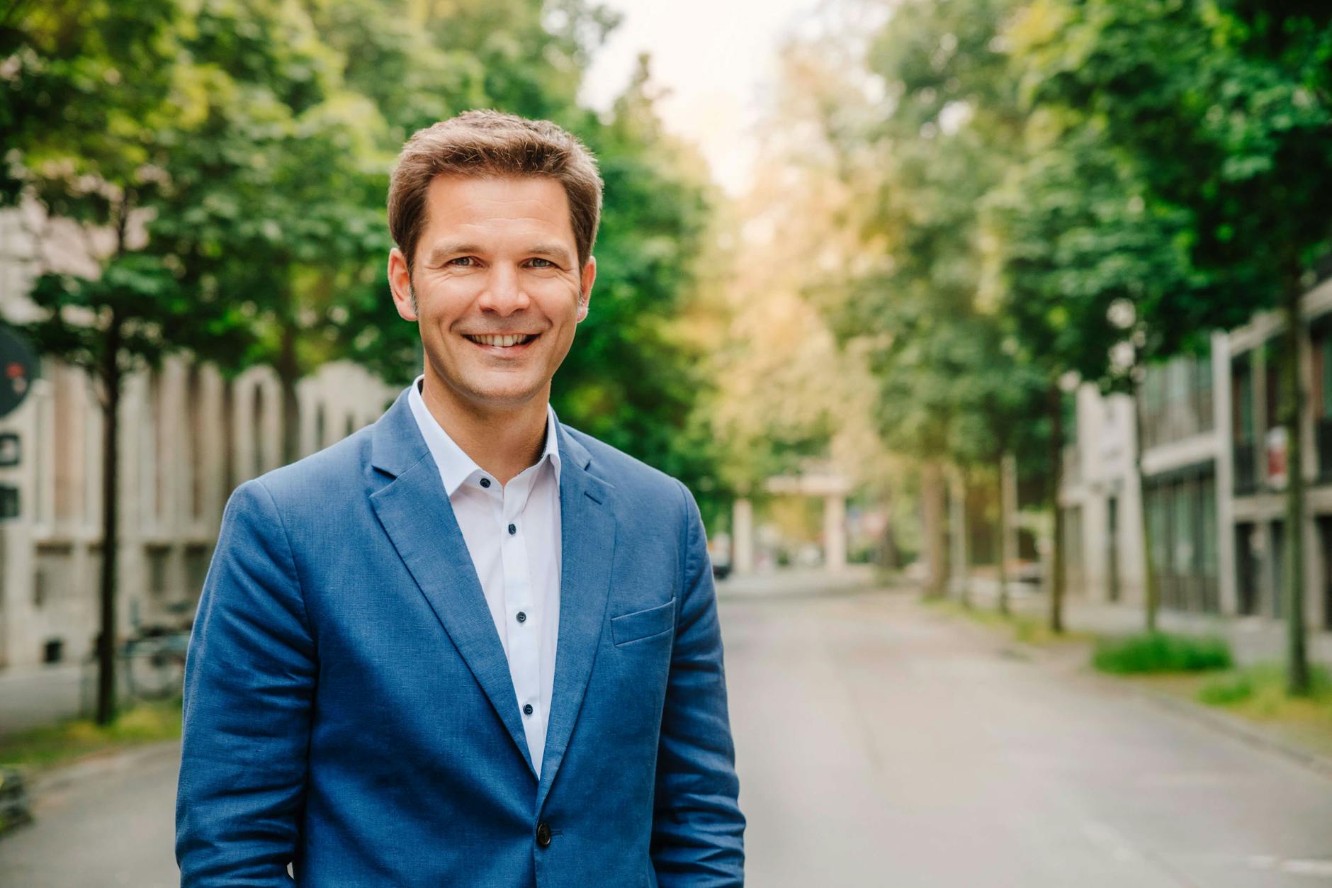 Steffen Krach (46) soll für die SPD in den Wahlkampf um das Berliner Bürgermeisteramt ziehen.