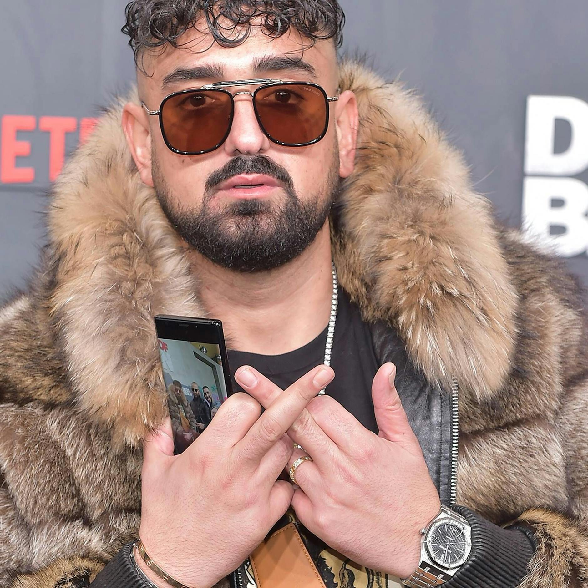 Image - Rapper Haftbefehl wegen Fahrerflucht angeklagt: Wenn Musiker Gesetze brechen