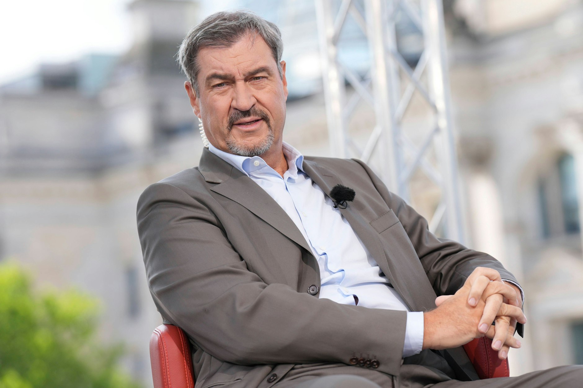 Makus Söder (CSU) schießt gegen Robert Habeck (Grüne).