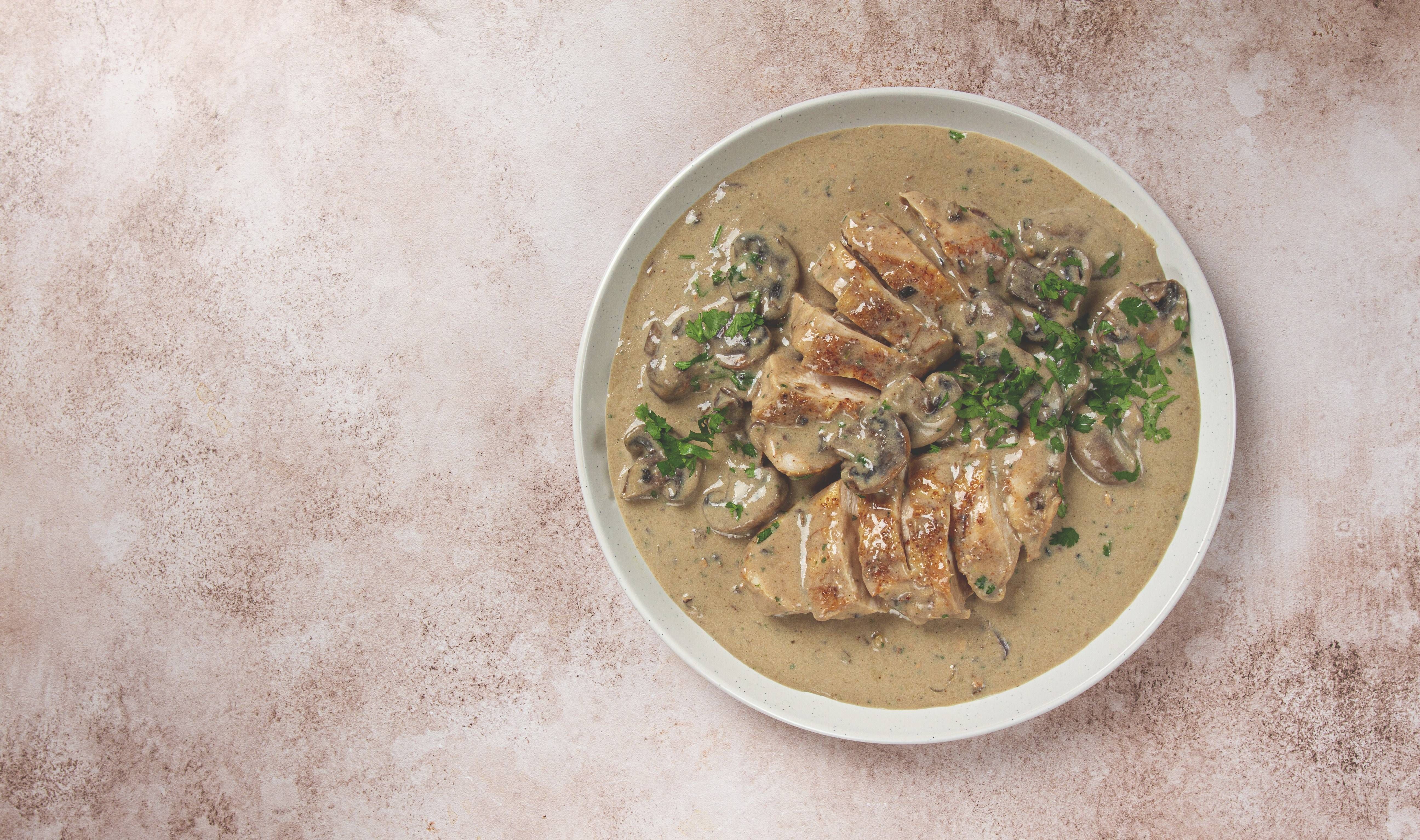 Fein, einfach und lecker: Rezept für Hähnchenfilet mit Pilzen