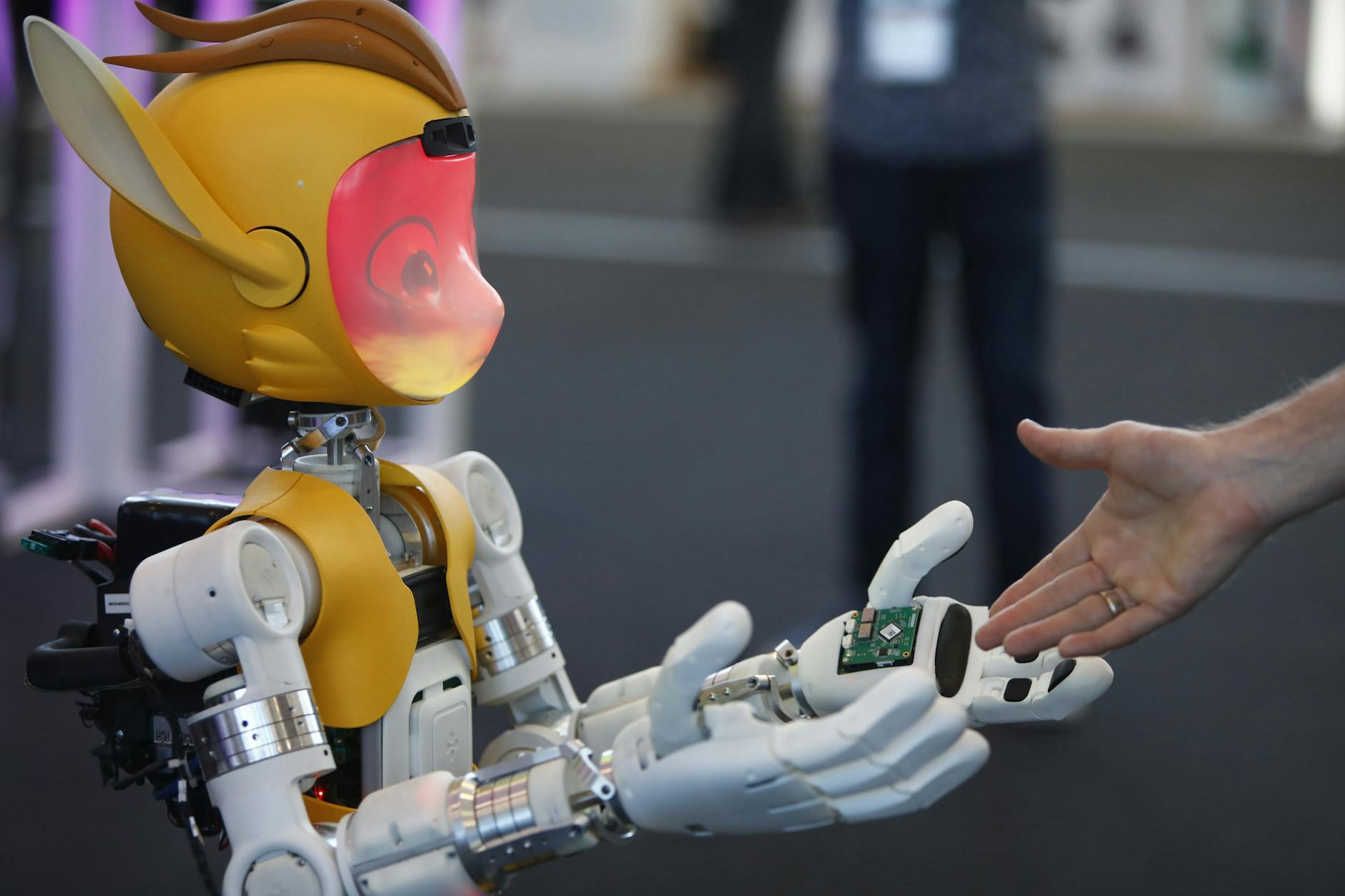 Auch von KI unterstützte Roboter werden für die IFA 2025 in Berlin erwartet.