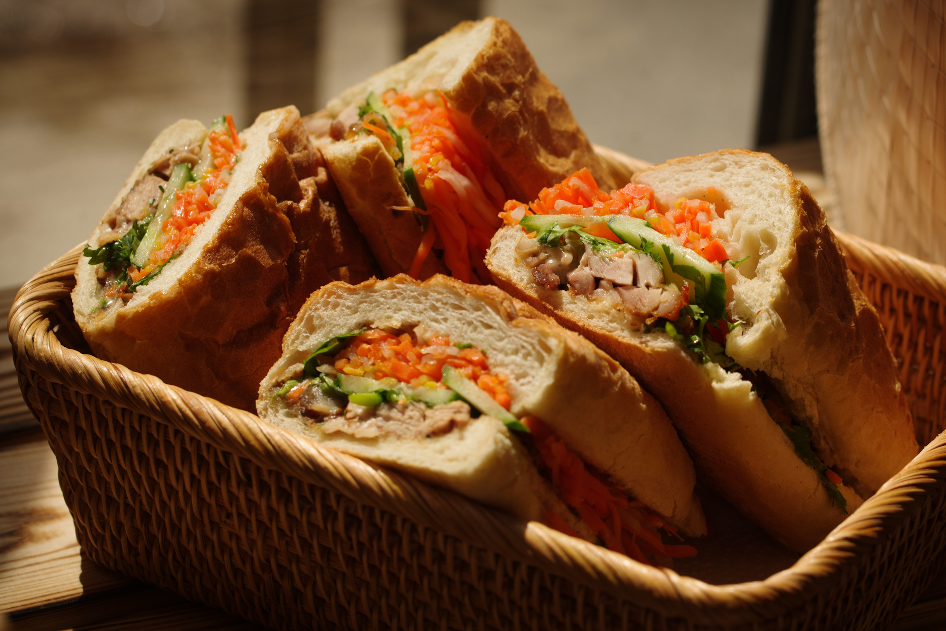 Sie werden satt von diesem Bánh mì, versprochen!