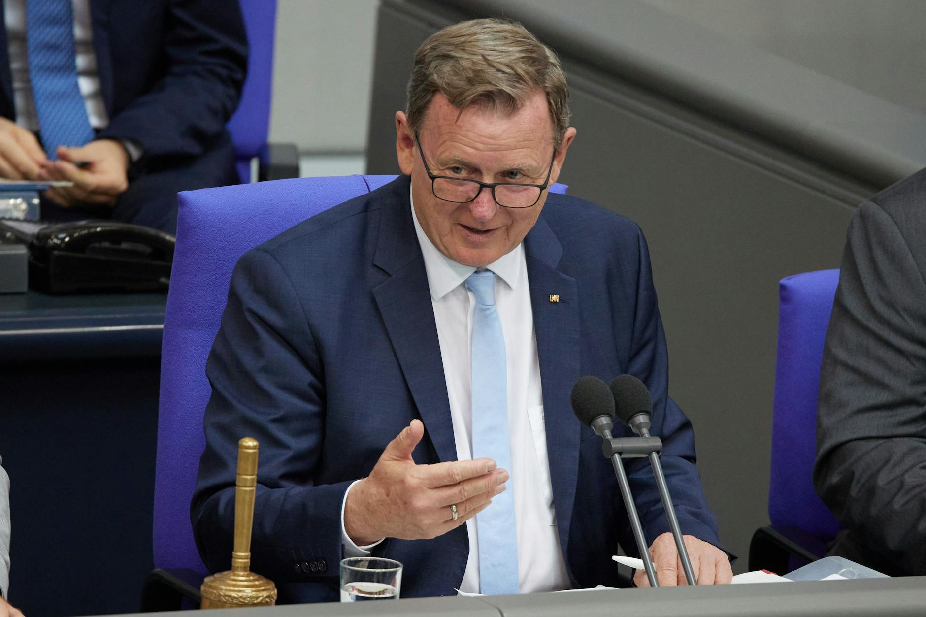 Bodo Ramelow (Die Linke) will die Nationalhymne und Flagge ändern.