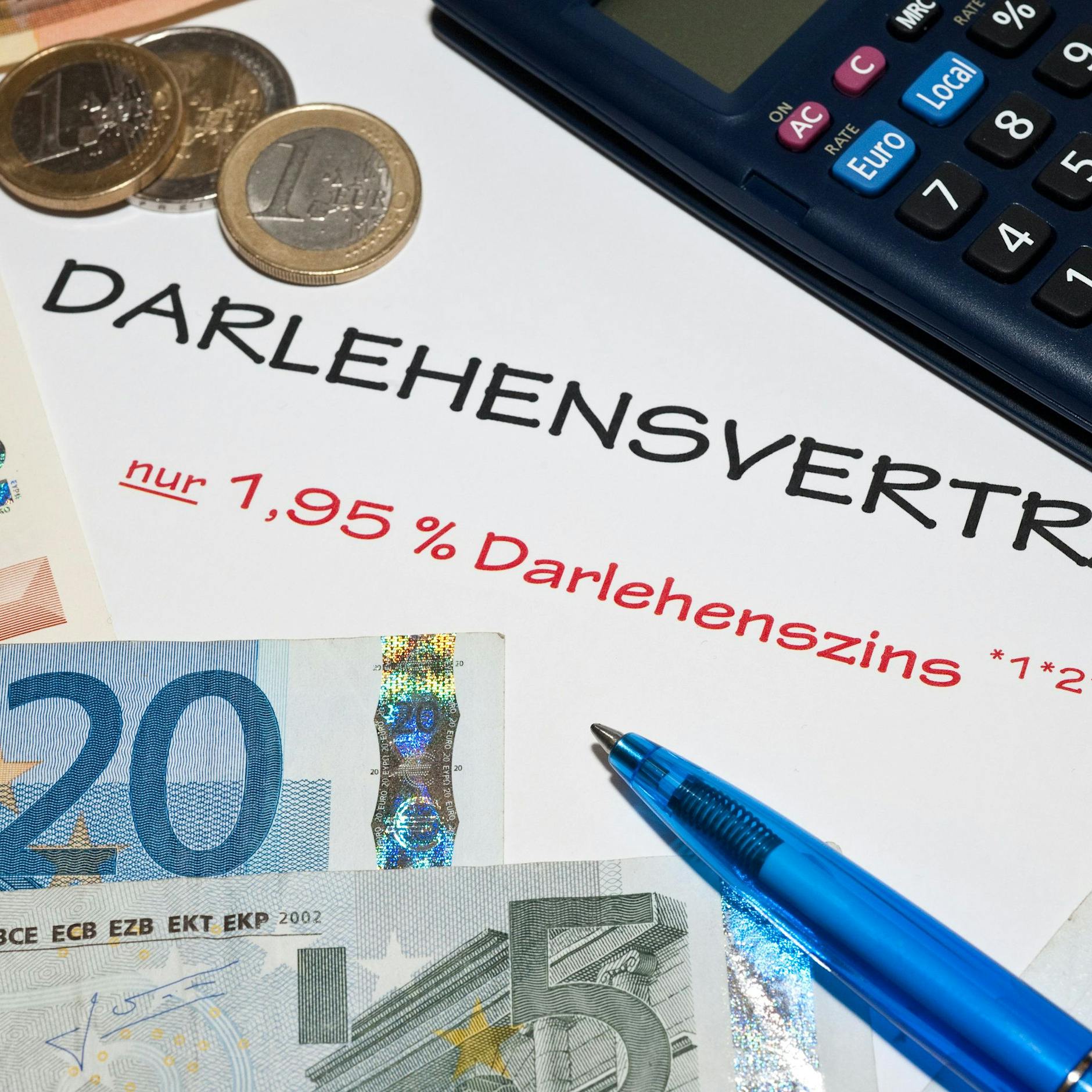 Unfair: Beamte bekommen viel günstigere Kredite als Angestellte!